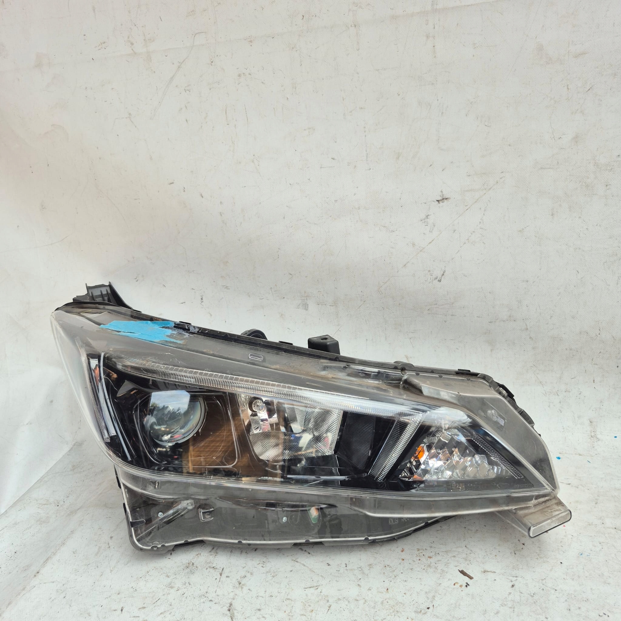 NISSAN LEAF II 2 17- light right front front lens LED 260105SH0A