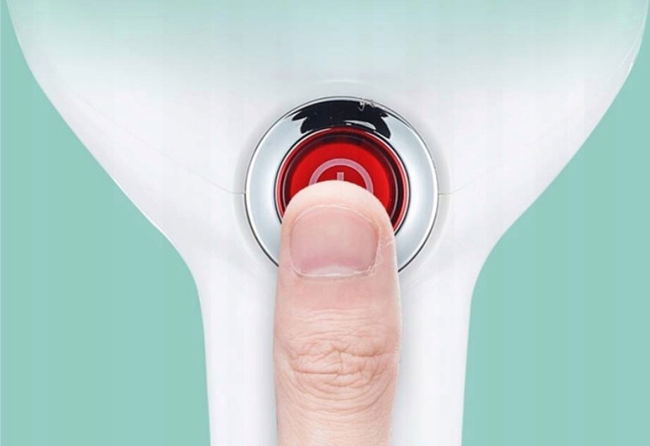 PAROWNICA DO UBRAŃ TURYSTYCZNA ŻELAZKO PAROWE Długość przewodu sieciowego 1.8 m