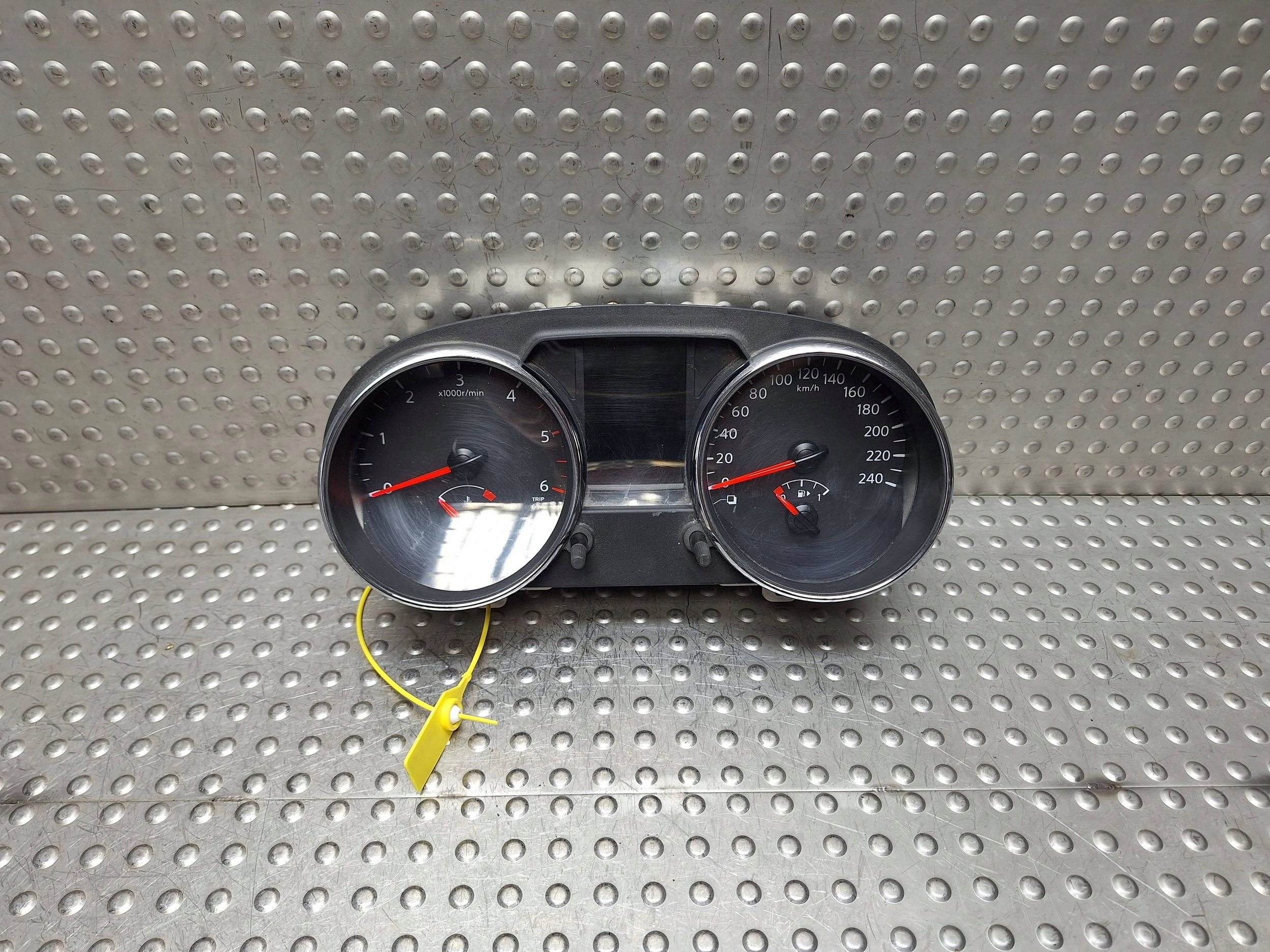 dials clock NISSAN QASHQAI and DCi 24810BR52B