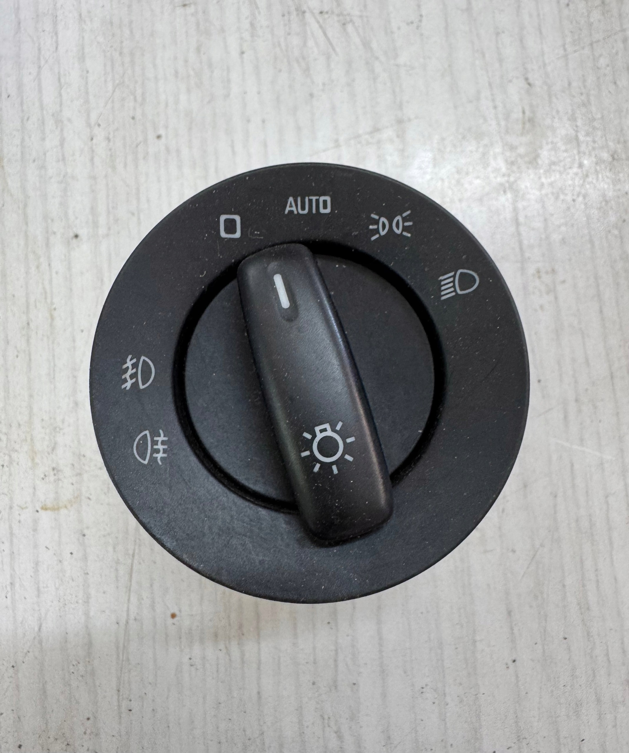 light switch 5L0941431E - SKODA YETI Lift 12-17