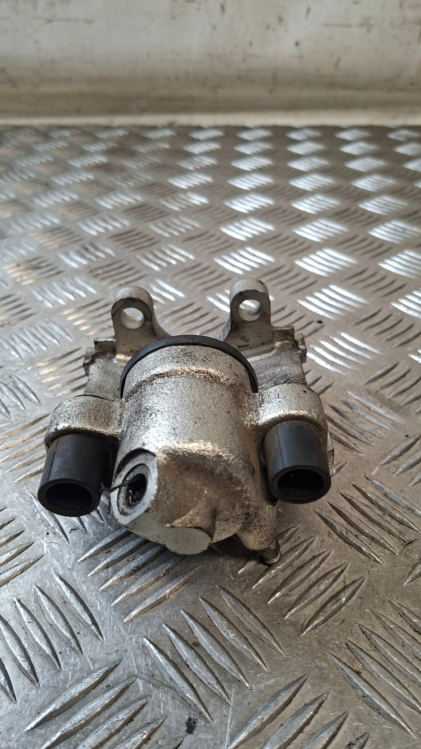caliper brake right rear part BMW E46 2.0D