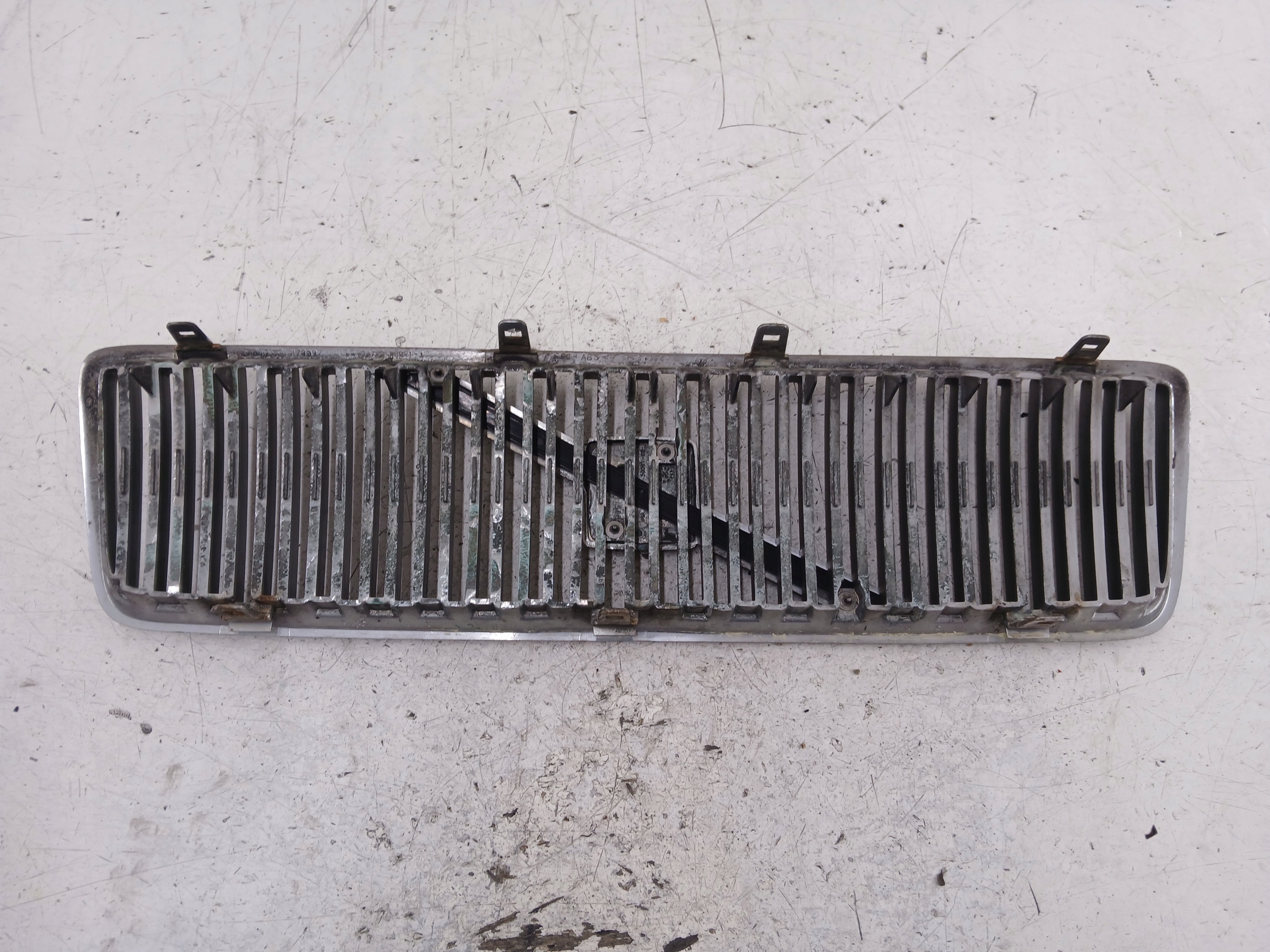 VOLVO S80 and grill grille radiator