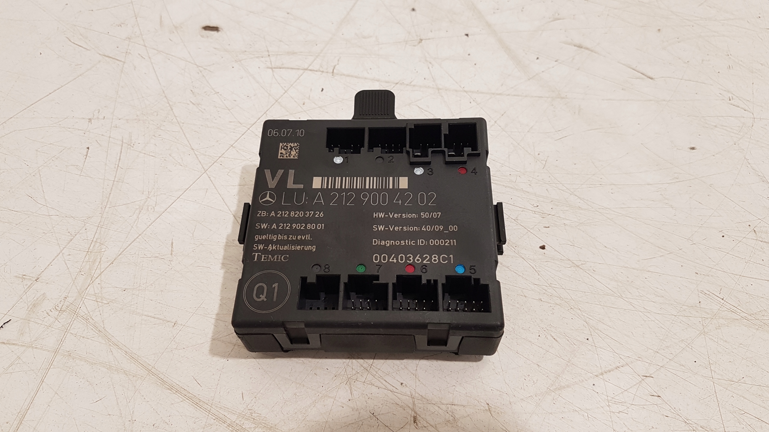 MERCEDES W212 A212 MODUL STEROWNIK DRWI LEWY PRZOD A2129004002