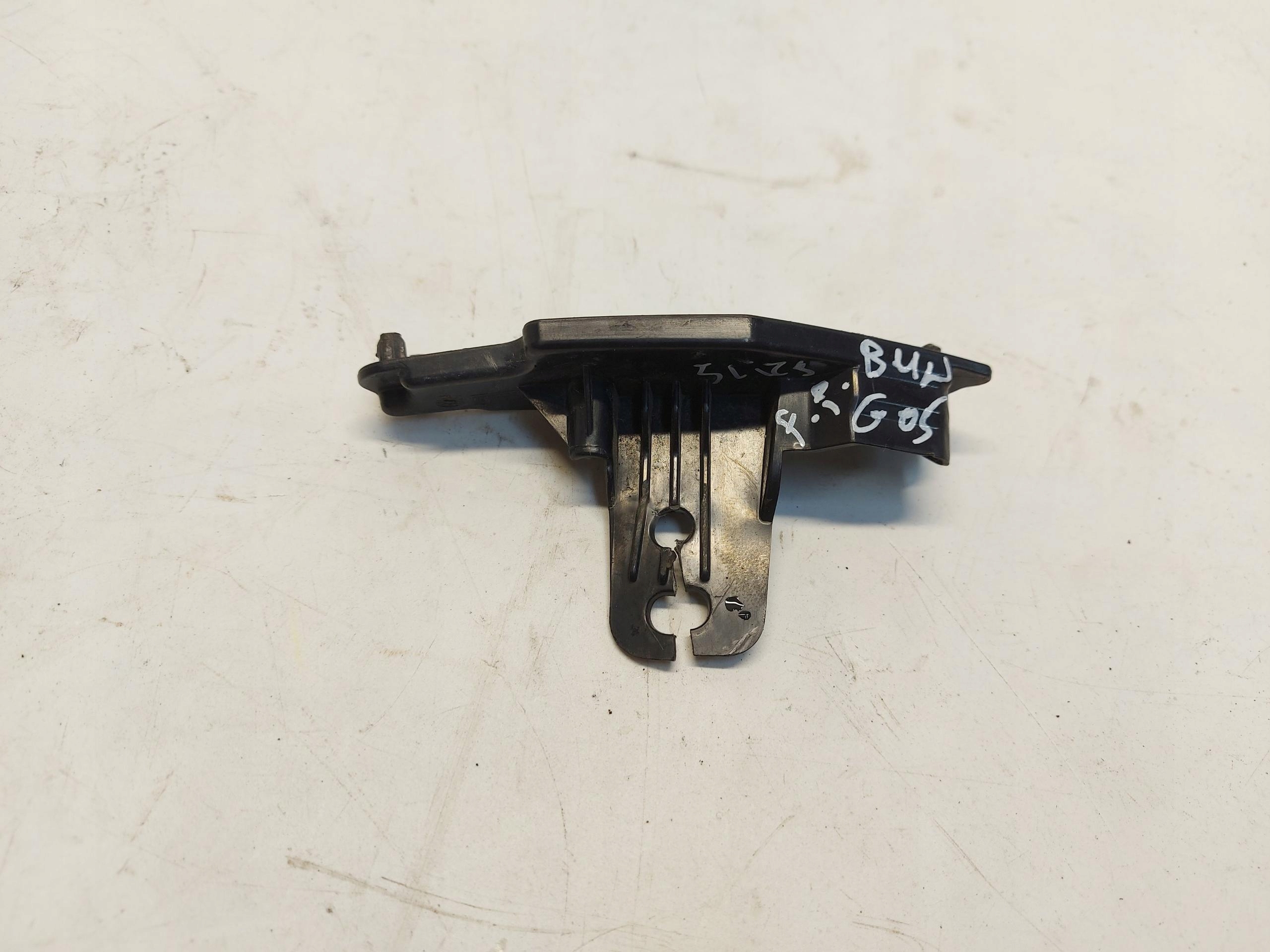 BMW G05 X5 3.0d 2019r support holder right front