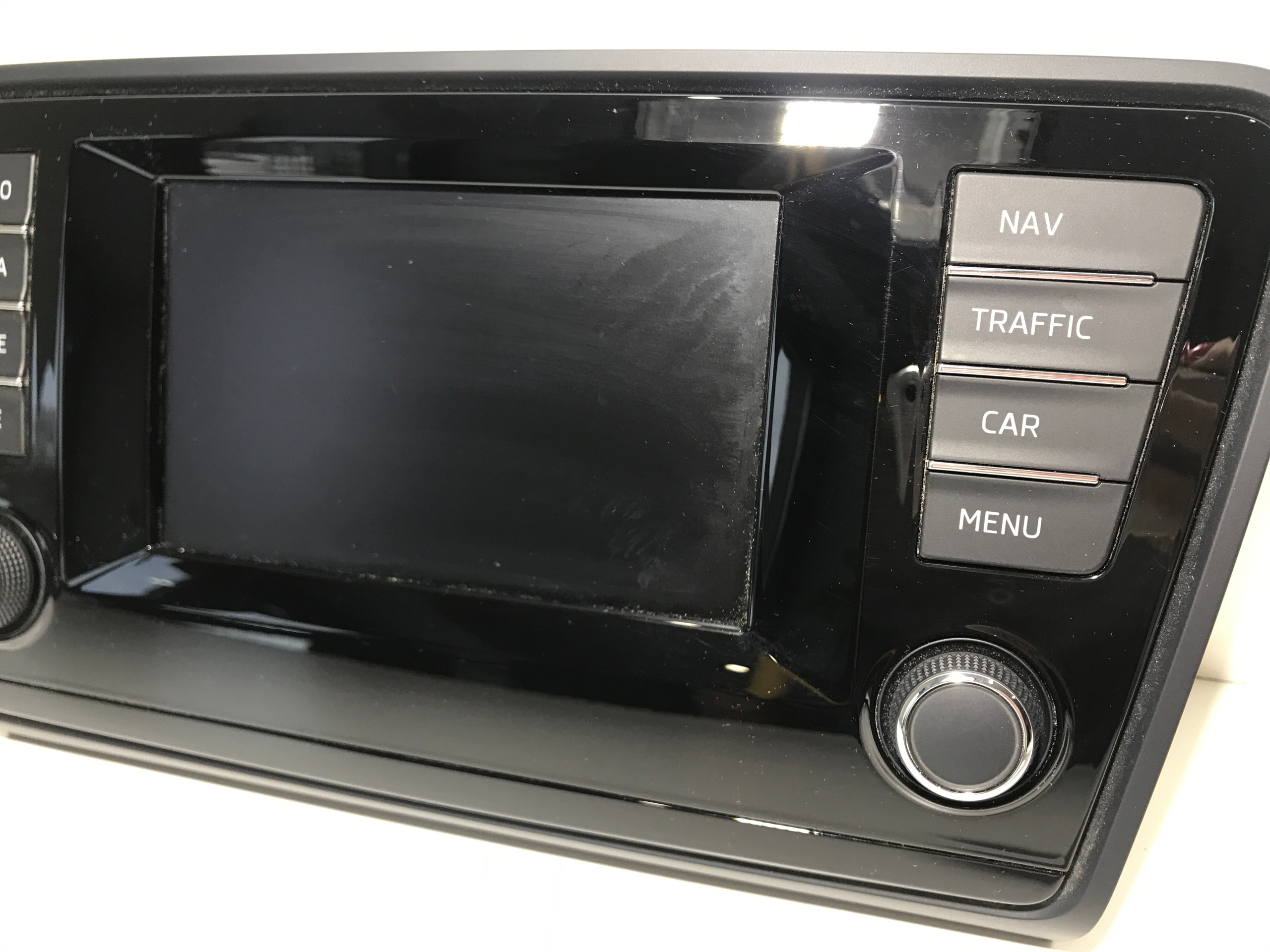 WYŚWIETLACZ EKRAN SKODA OCTAVIA III 5E0919605D Typ samochodu Samochody osobowe