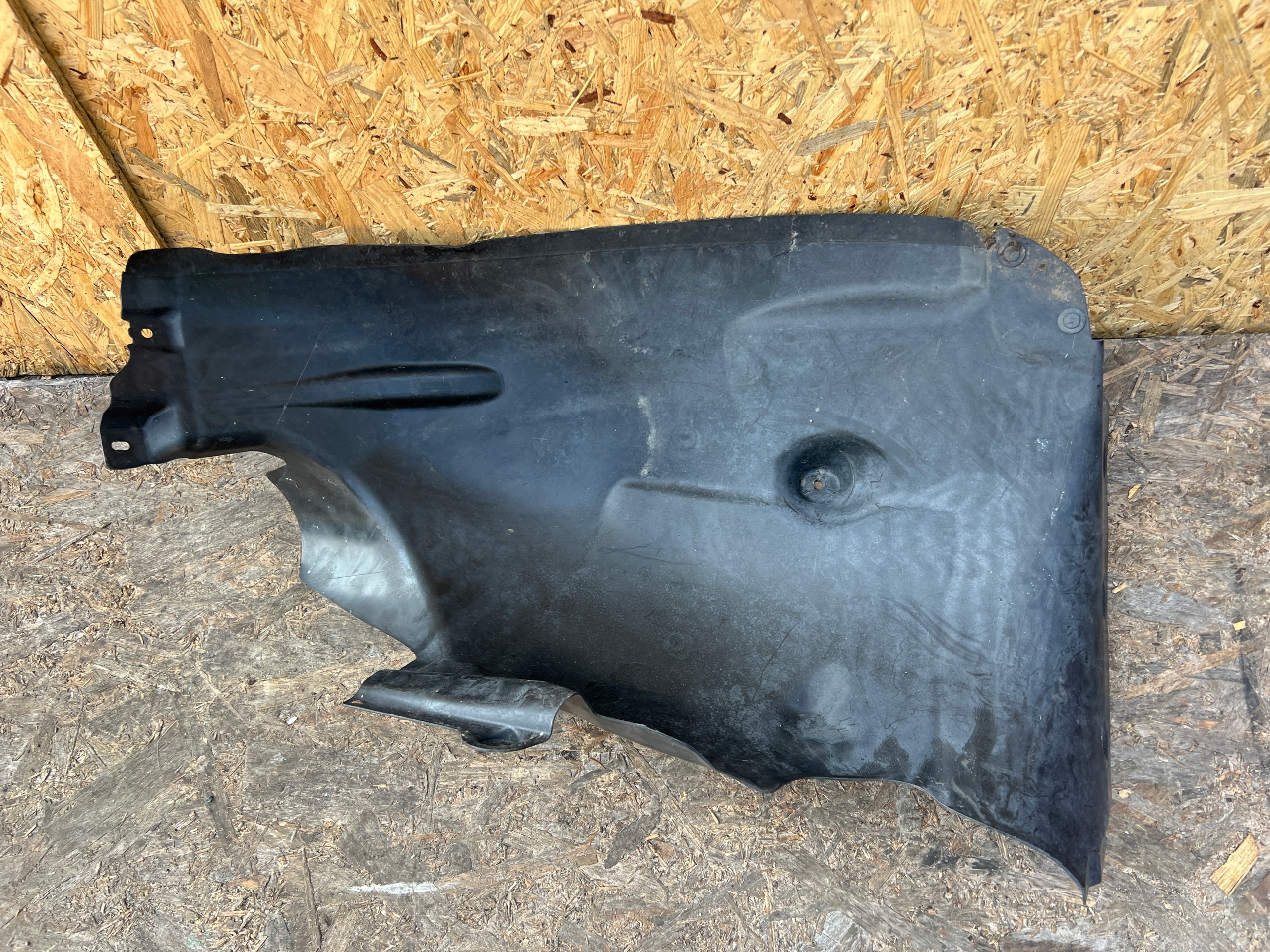 mudguard left front front MERCEDES W177 A2476906500