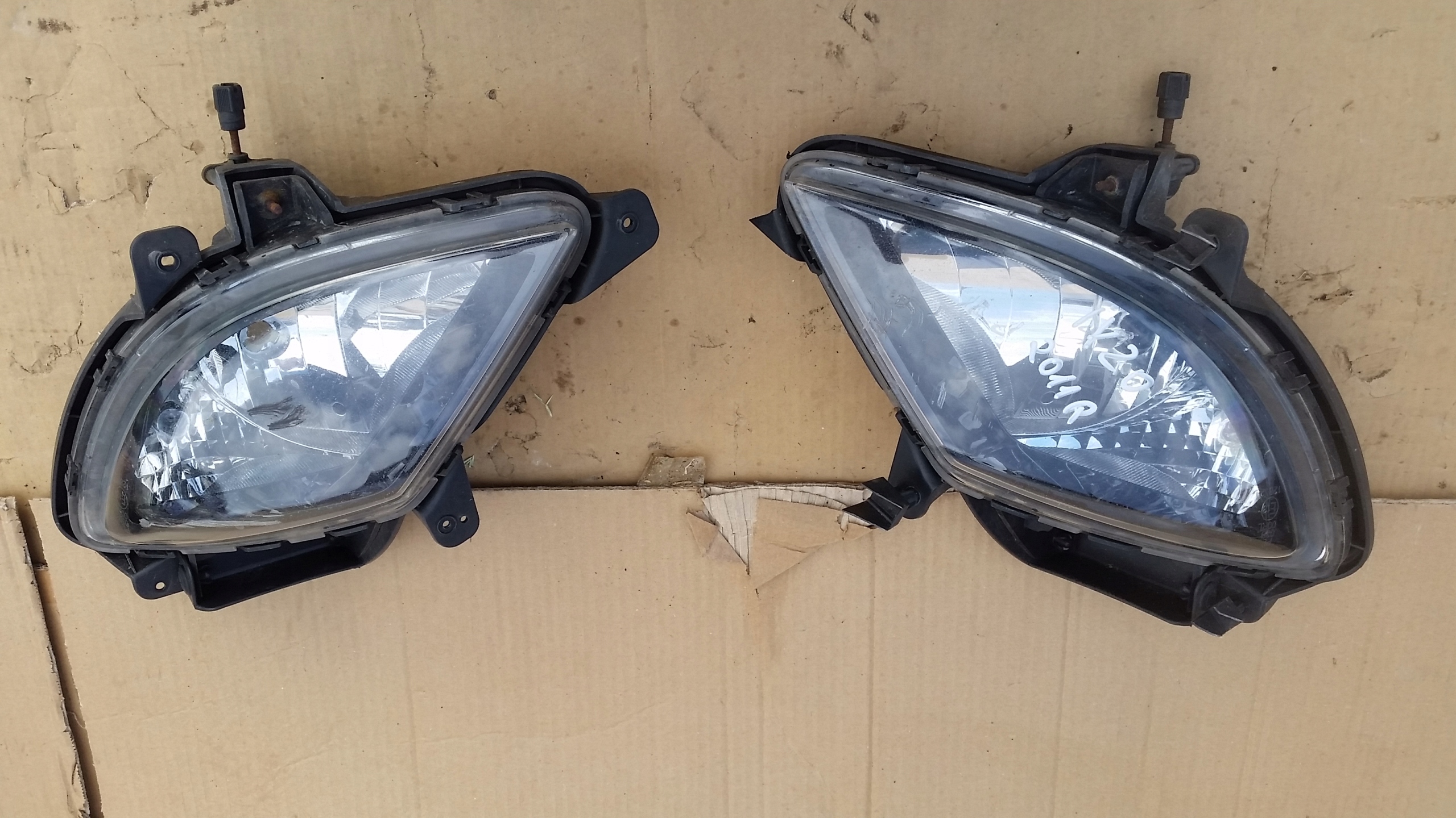 IX-20 2010-2018 - Галоген передний правый левый для HYUNDAI ix20 11R EU