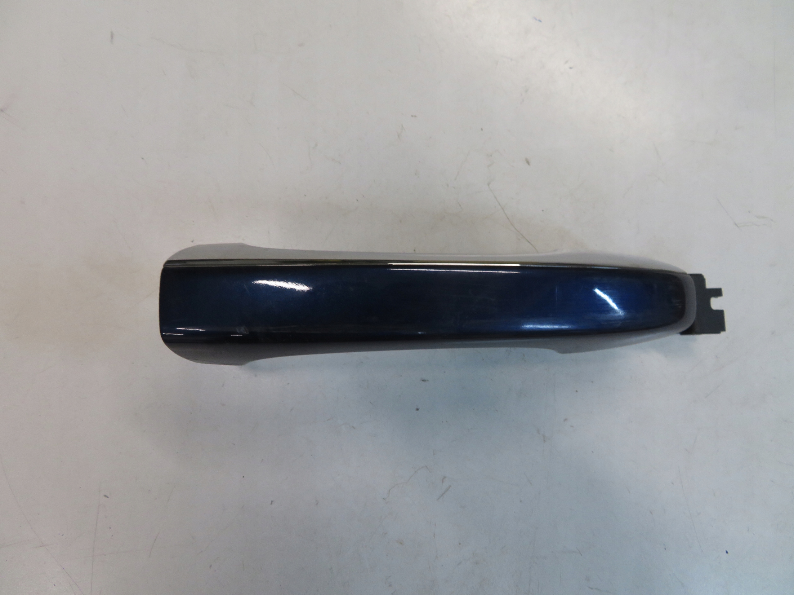 E1096642, 252044 - РУЧКА ДВЕРИ ПРАВАЯ ЗАДНЯЯ MEGANE IV TEGNE 17-