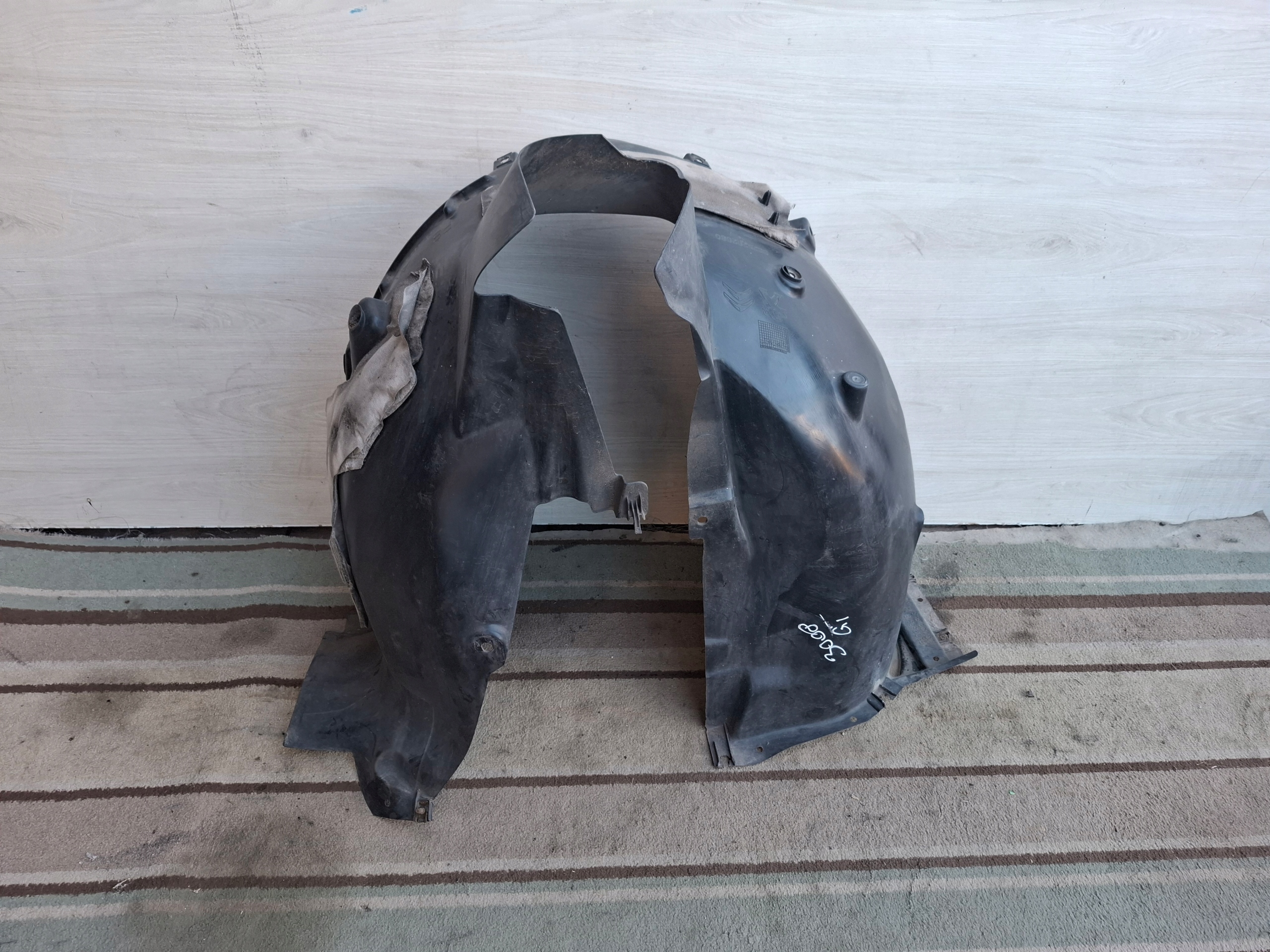 PEUGEOT 3008 II mudguard left front 9825282080
