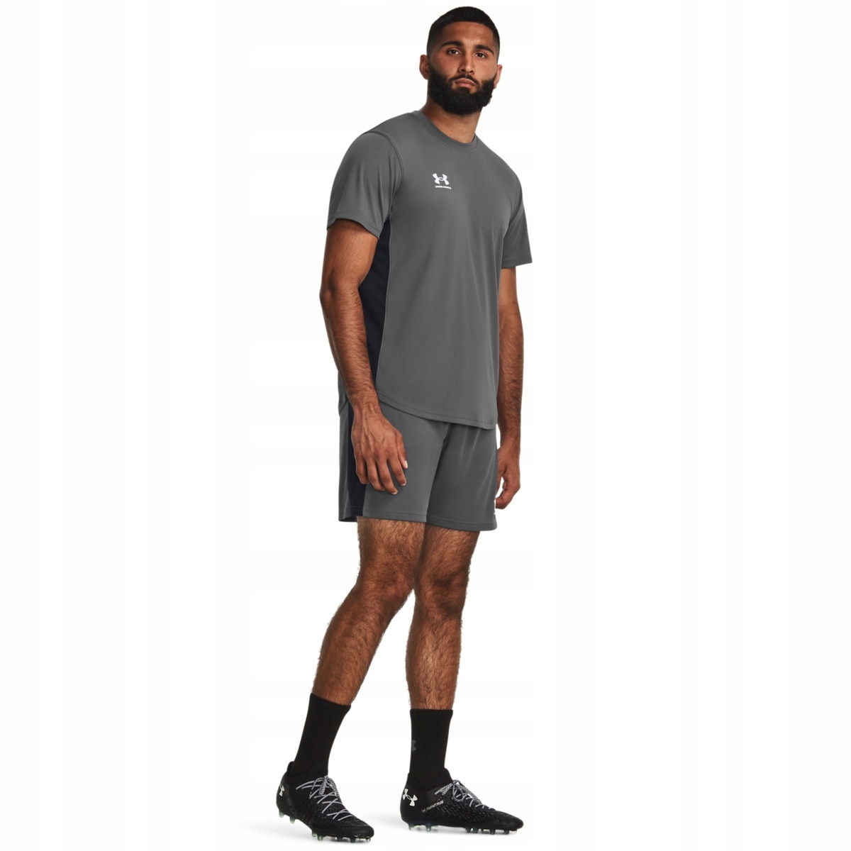 Męskie spodenki treningowe Under Armour Challenger Knit Short szare S