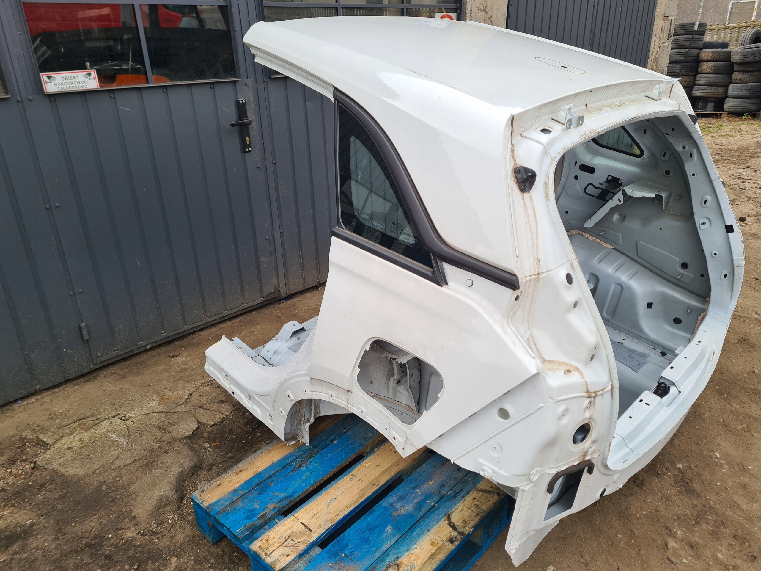 ĆWIARTKA LEWA PRWA TYLNA BŁOTNIK WANNA OPEL CROSSLAND X