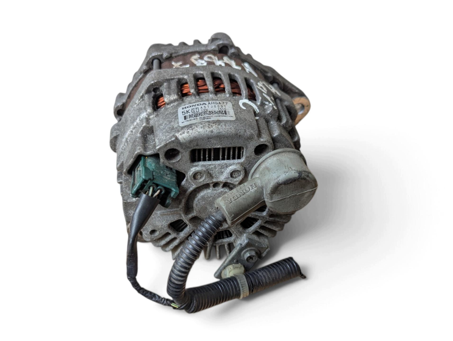 alternator Honda Civic 8 facelift FN4 2011 AHGA77
