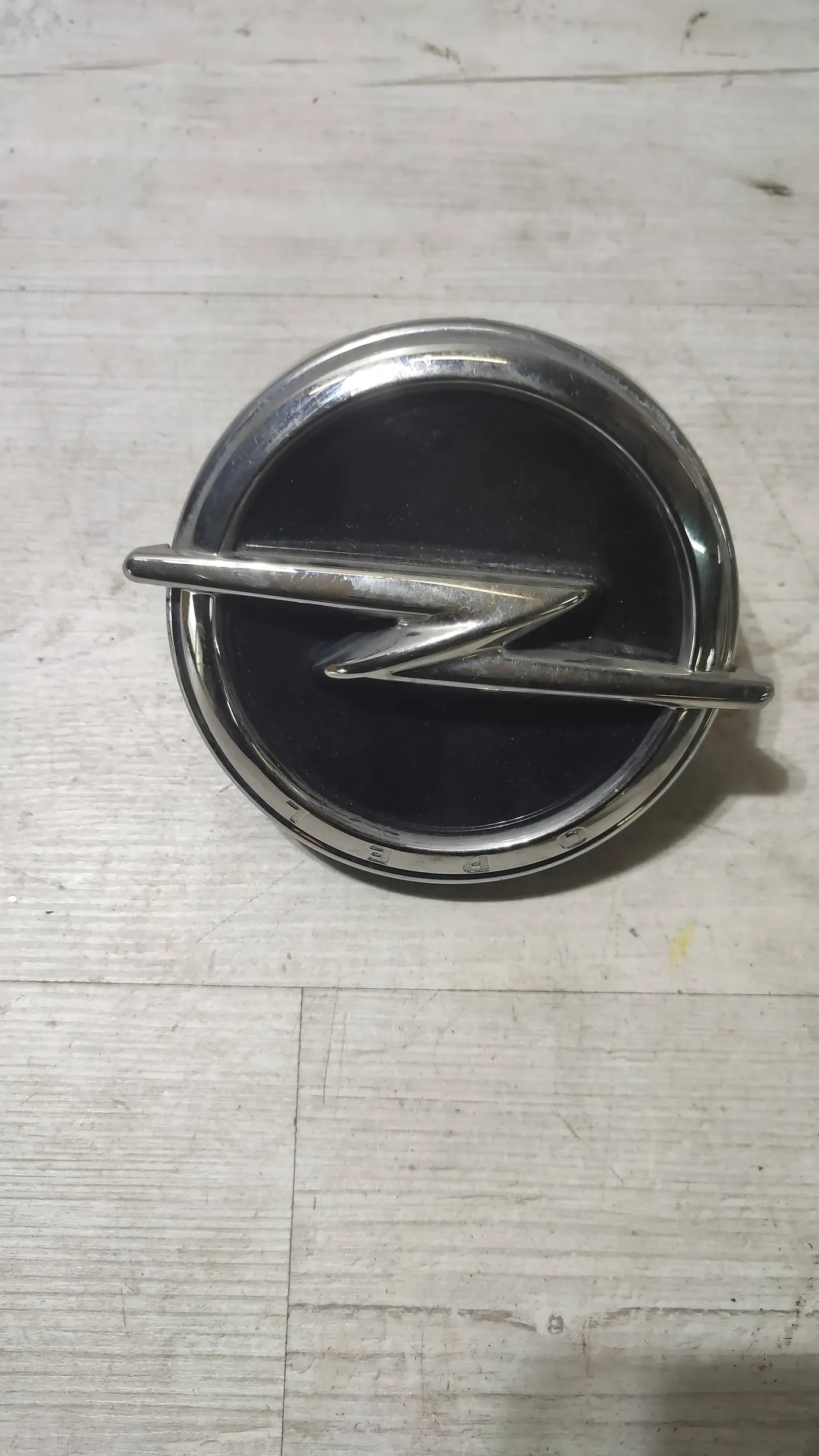 Opel Corsa F 1.2 22r. handle button bonnet boot