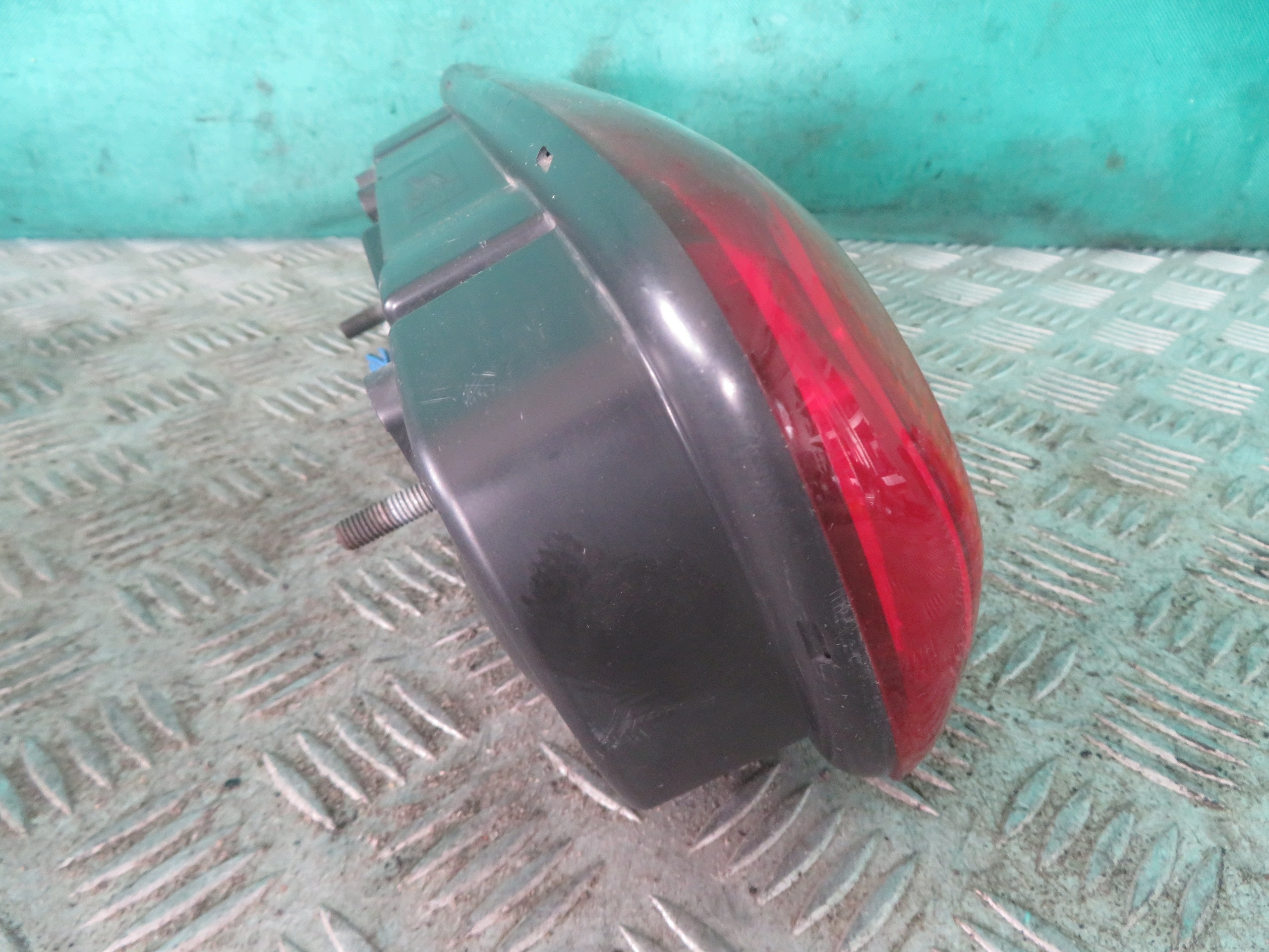 light left rear part RENAULT MASTER OPEL MOVANO 22R 265551402R