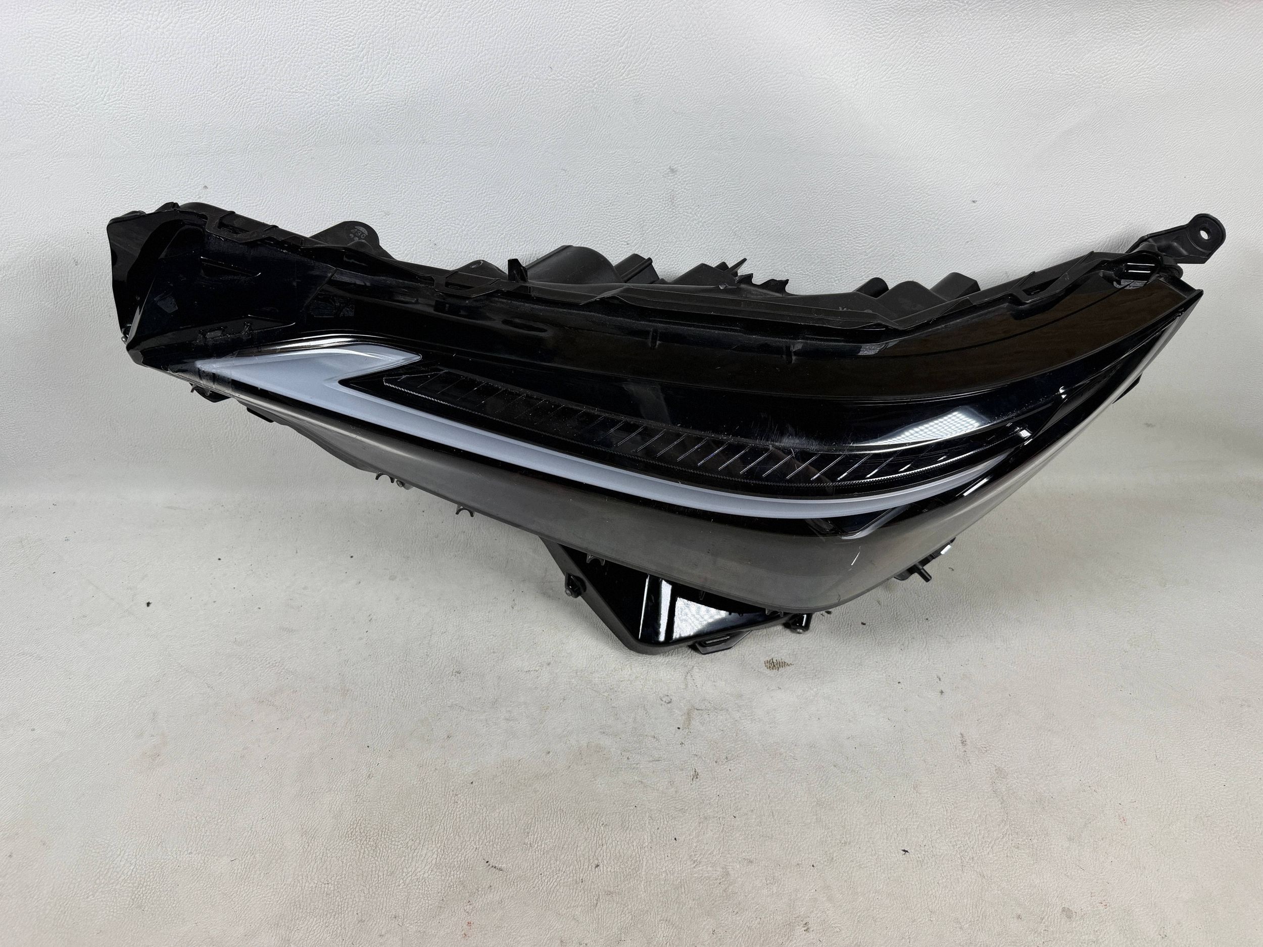 Lexus Nx 2 II Lift 21- light left front front