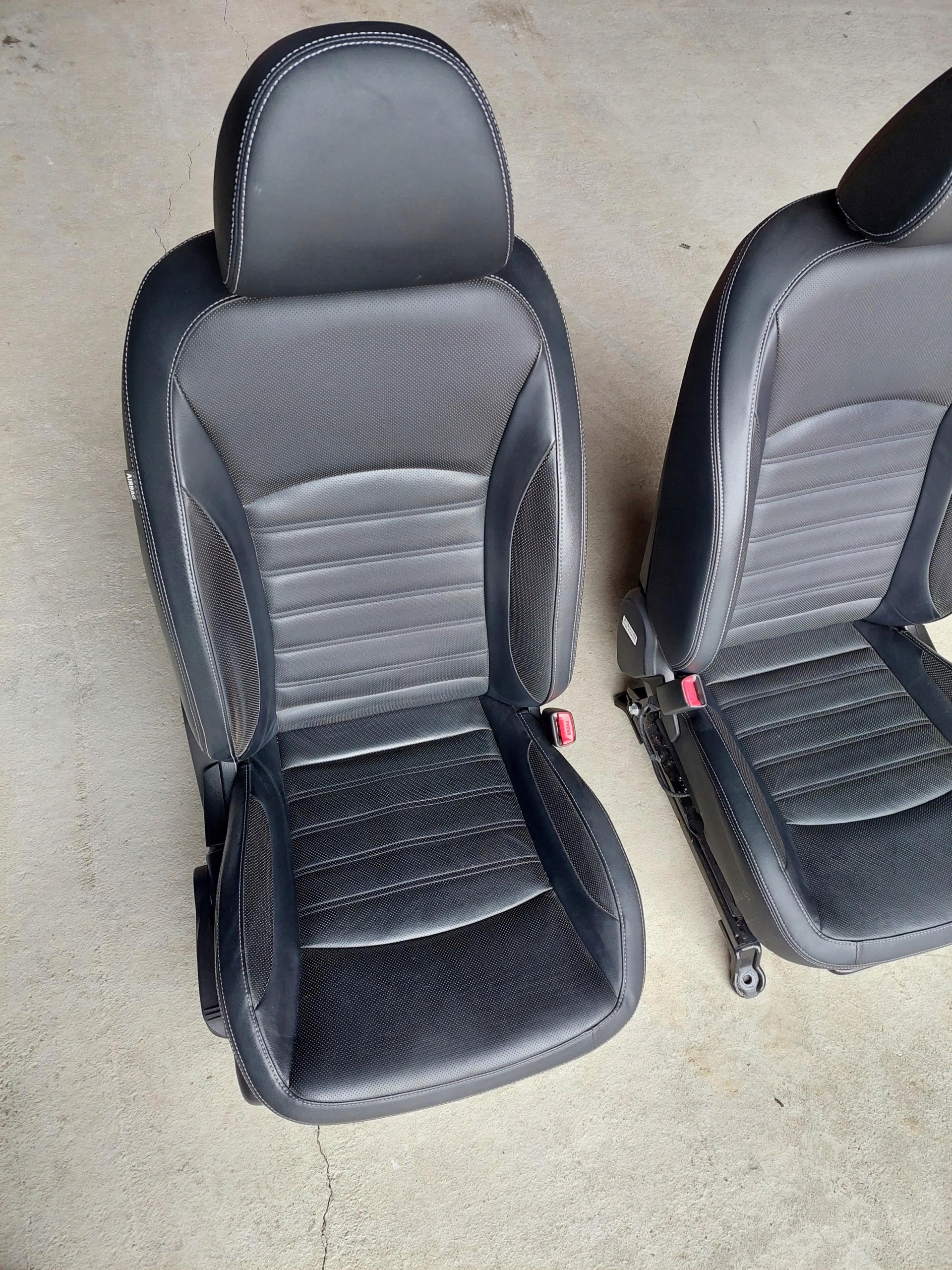 seat front left right GRZANY SSANGYONG TIVOLI XLV