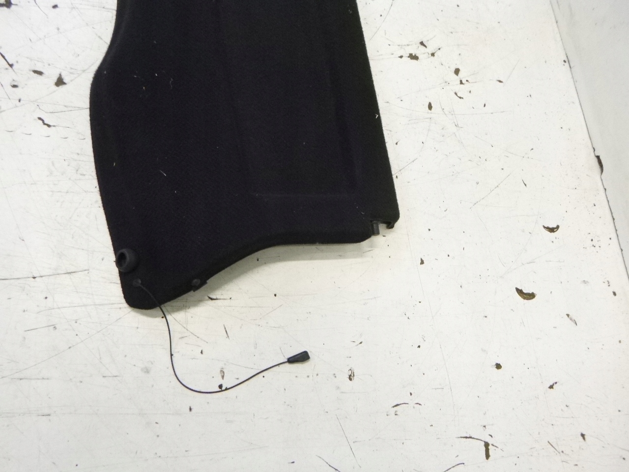 rear plato Ford Fiesta V 3D 2005r.