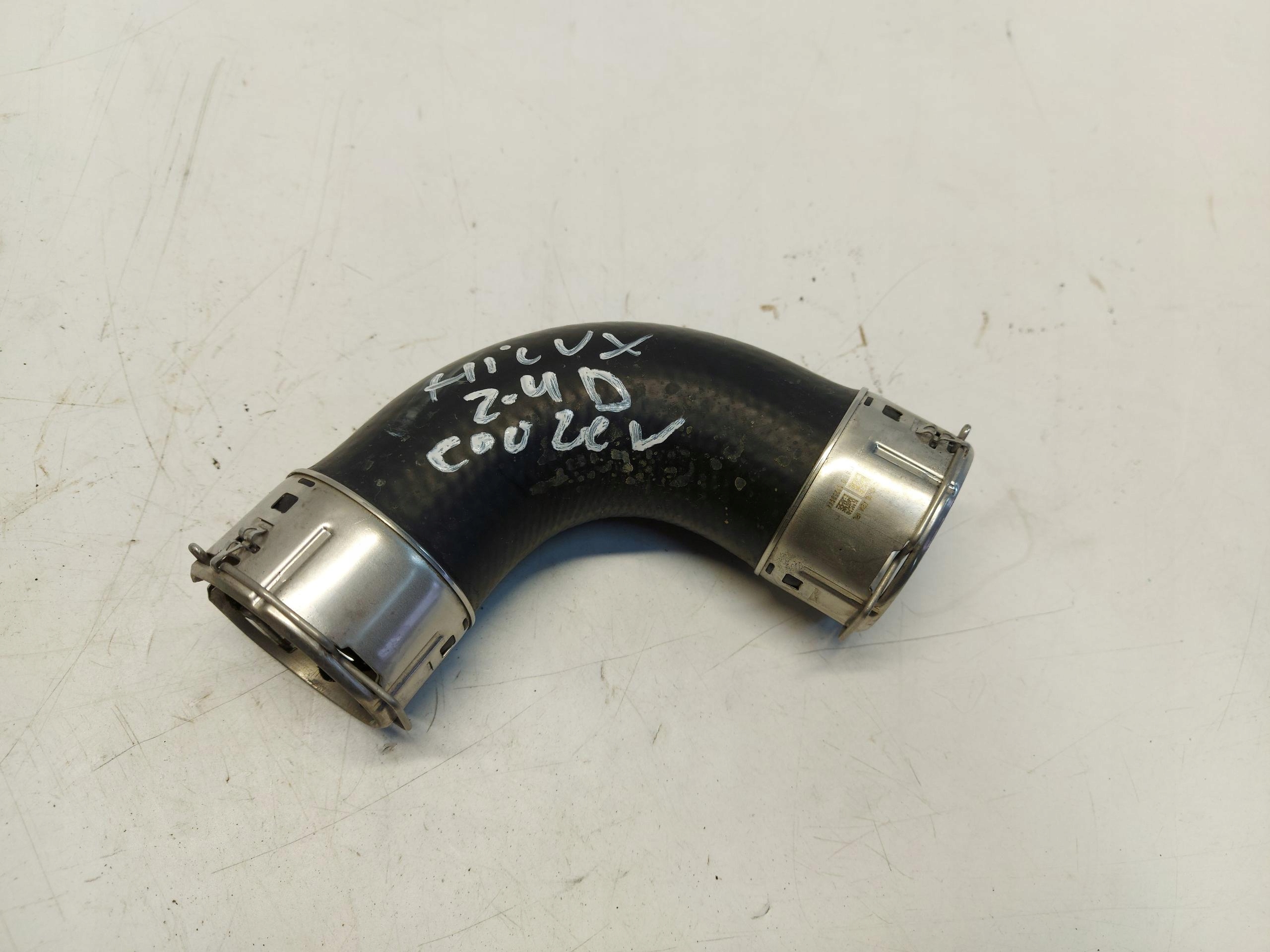 Toyota Hilux VIII Schlauch luft intercooler 190425