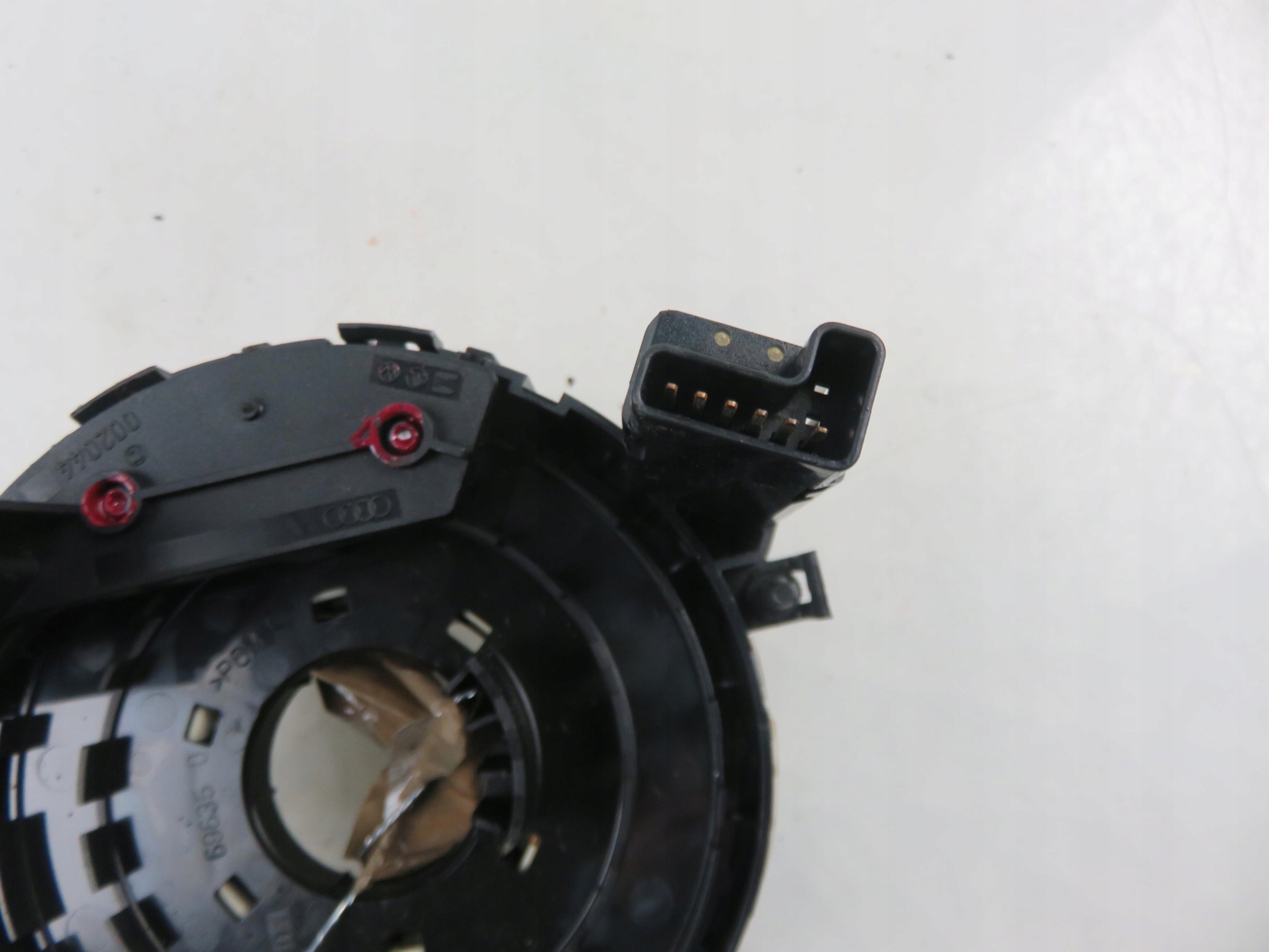 TAŚMA AIRBAG AUDI A6 C6 4E0953541A Producent części Audi OE