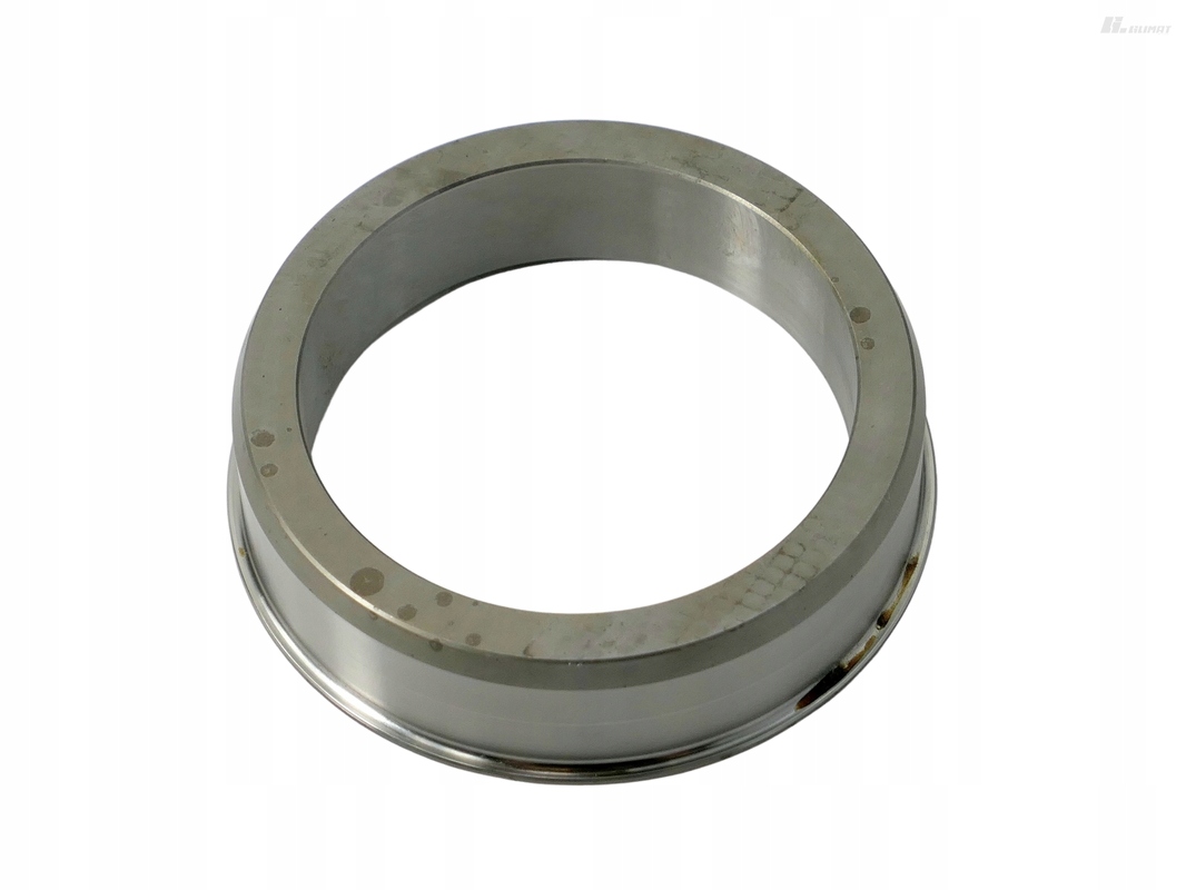 Distanční pouzdro rámu Volvo L220D