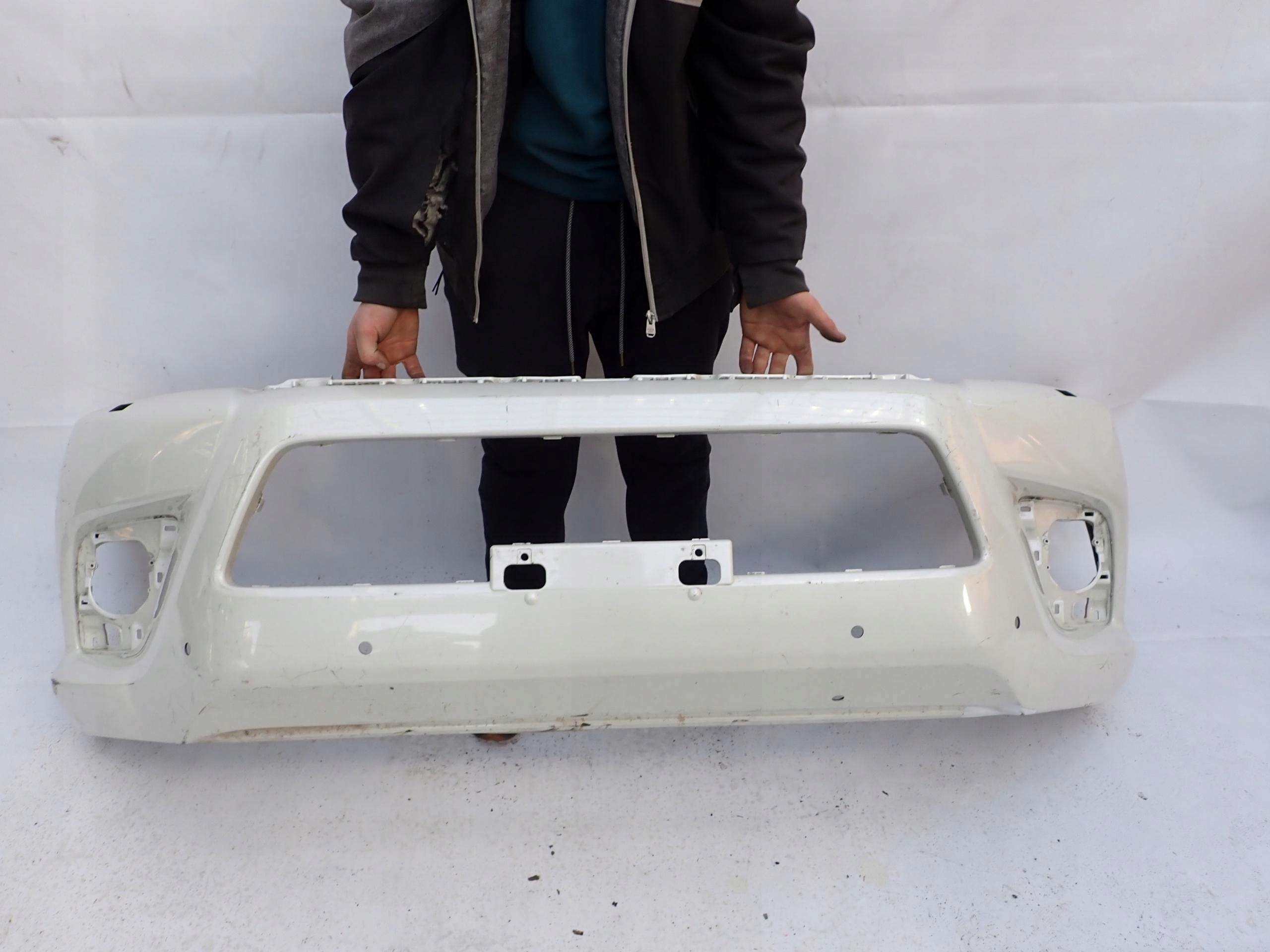 TOYOTA HILUX VIII 8 15-20 bumper front front washer