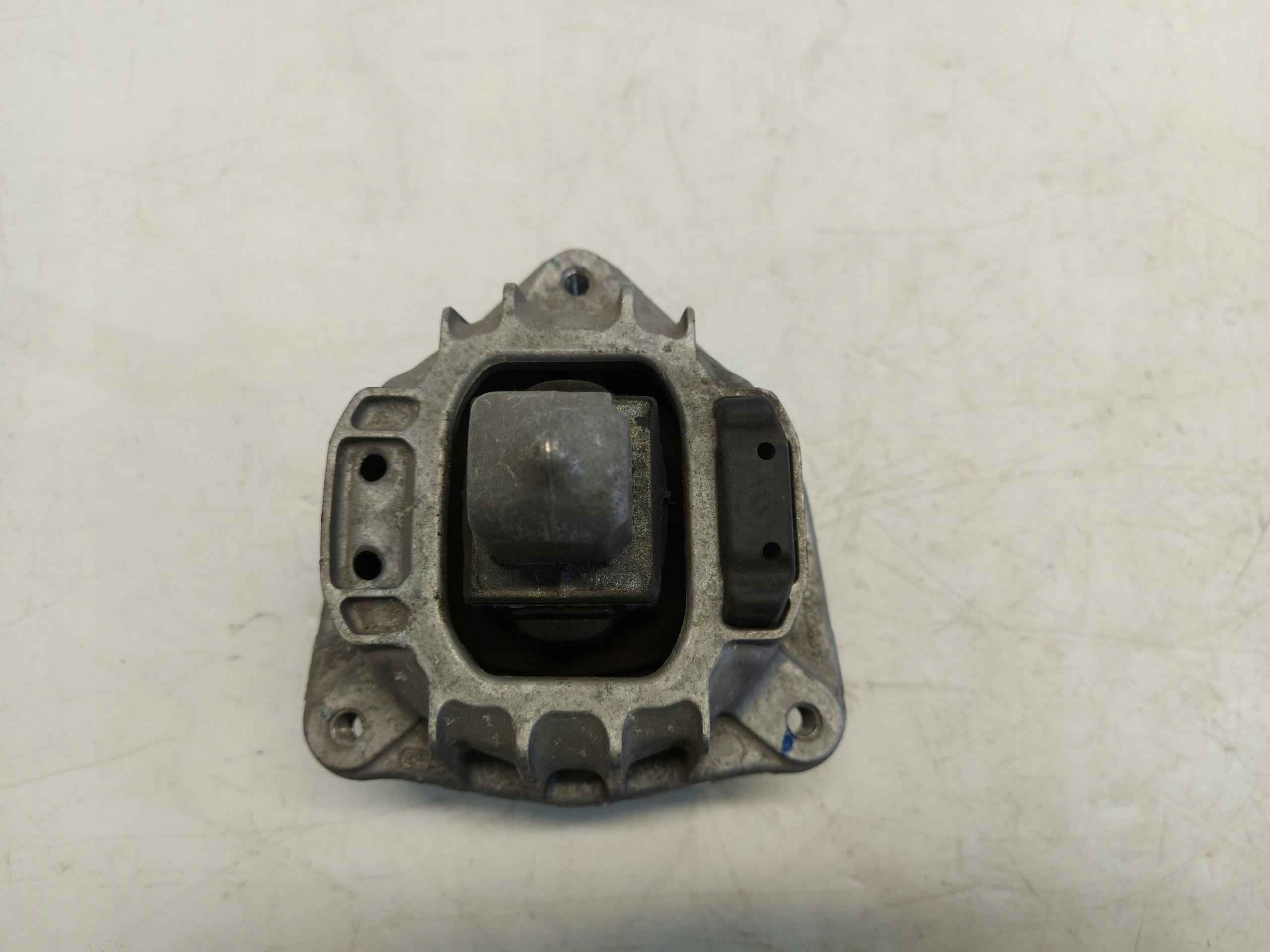 BMW F10 M5 M6, 2013 holder engine mount right 6851263
