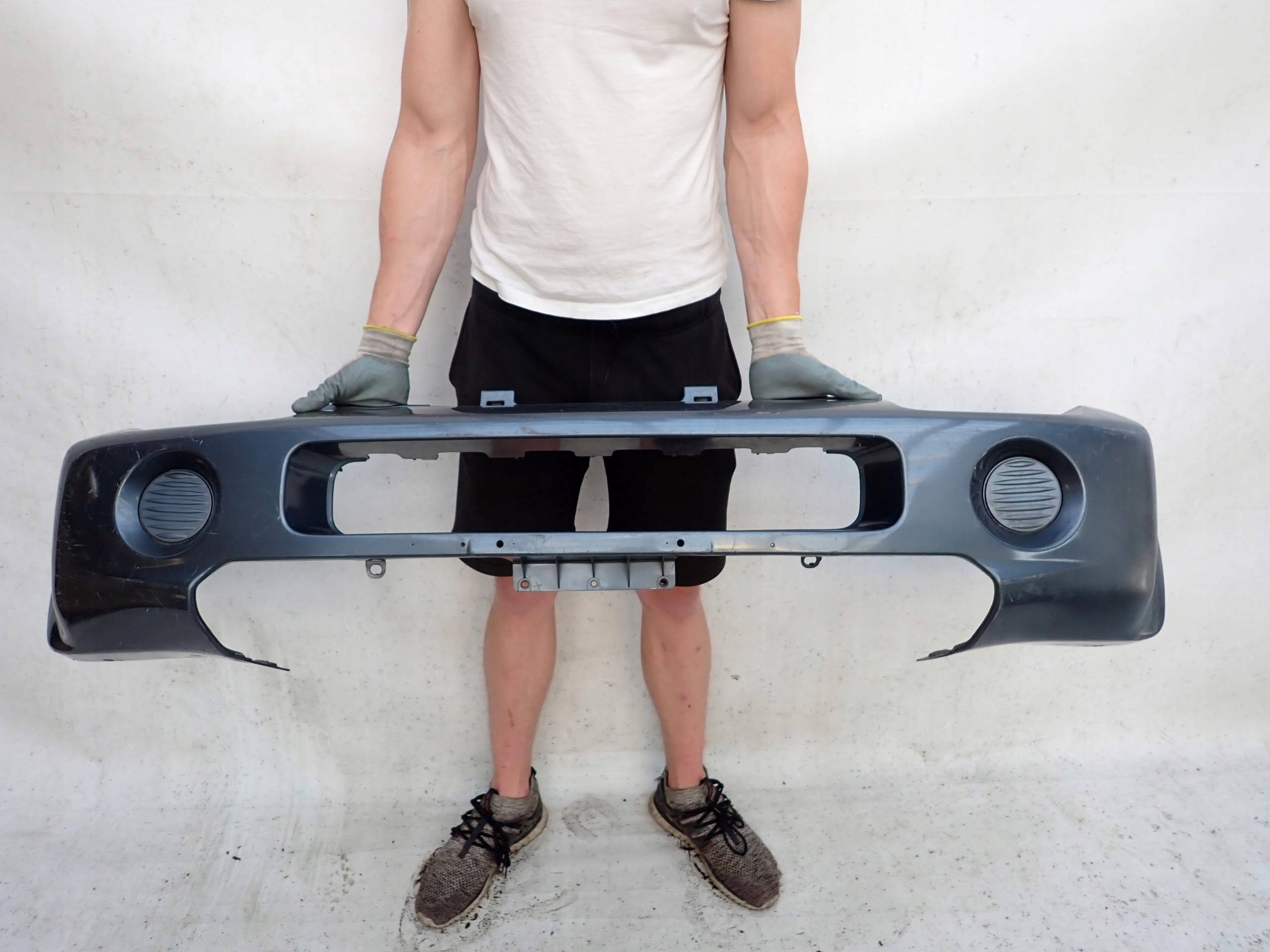 SUZUKI JIMNY III 98- bumper front front