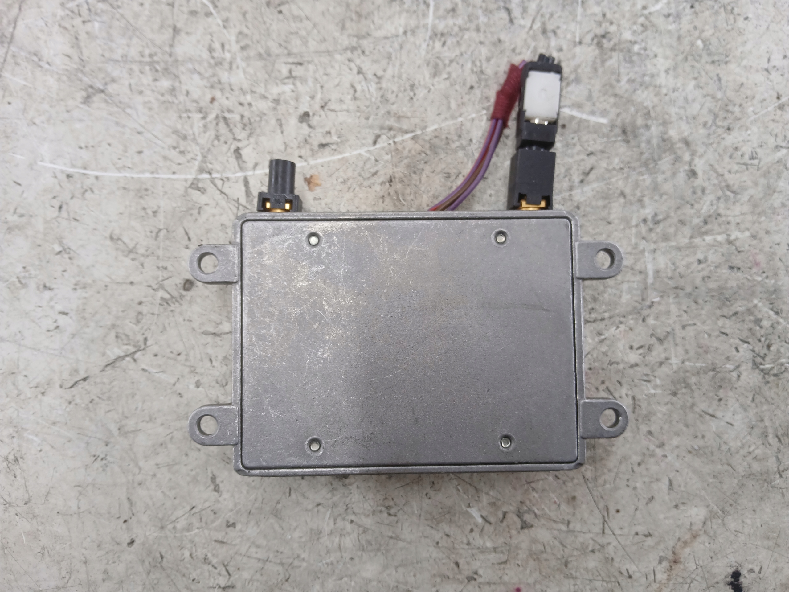 MERCEDES W211 amplifier ANTENY A2118200885