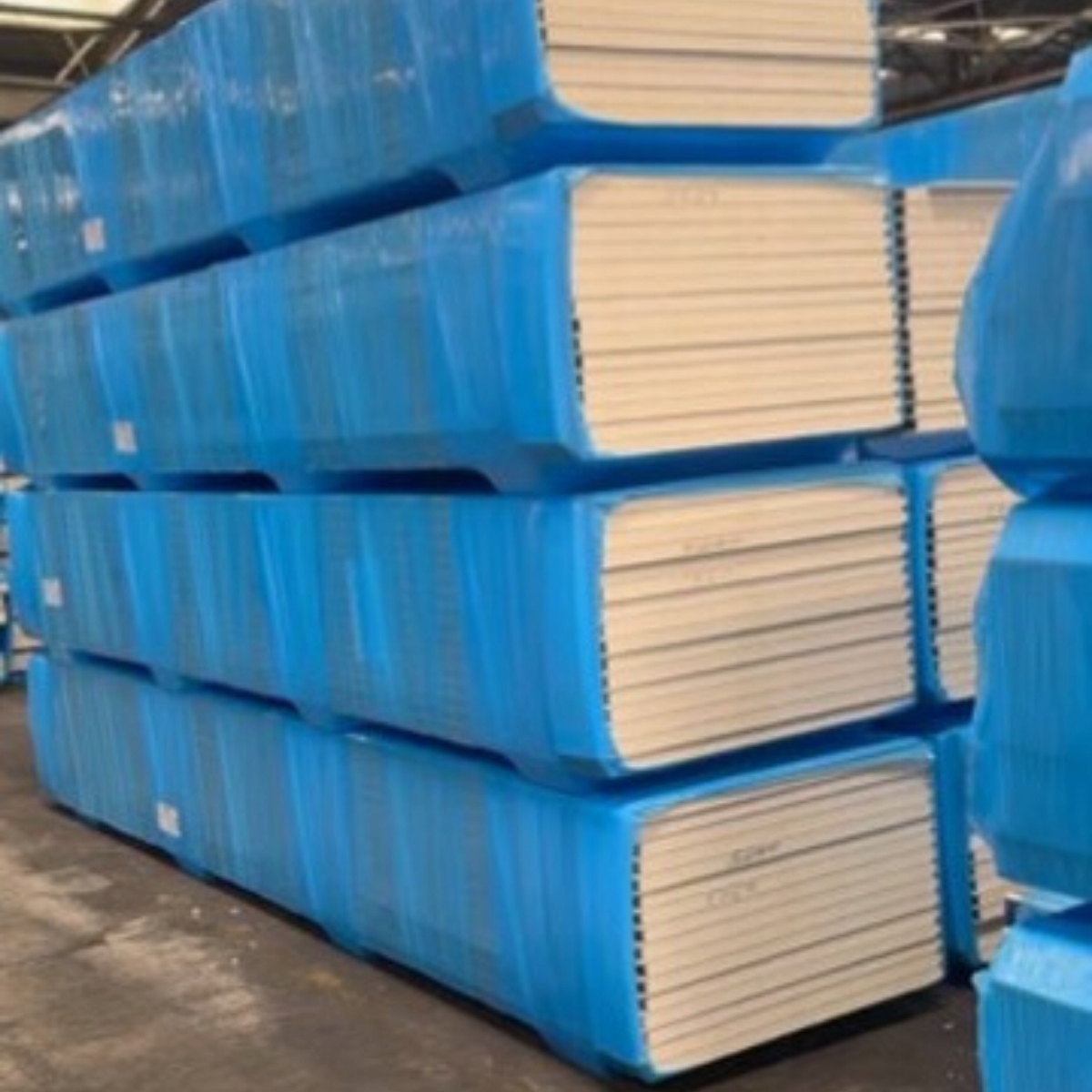 Płyta ścienna warstwowa 40mm - płyta obornicka, dostępna