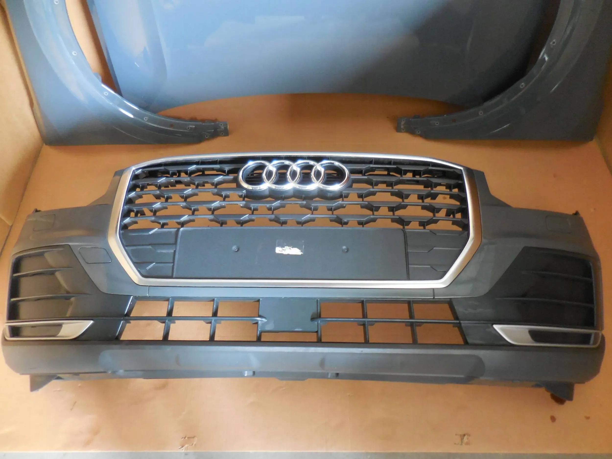 AUDI Q2 81A KOMPLETNY PRZÓD LX7M Typ samochodu 4x4/SUV