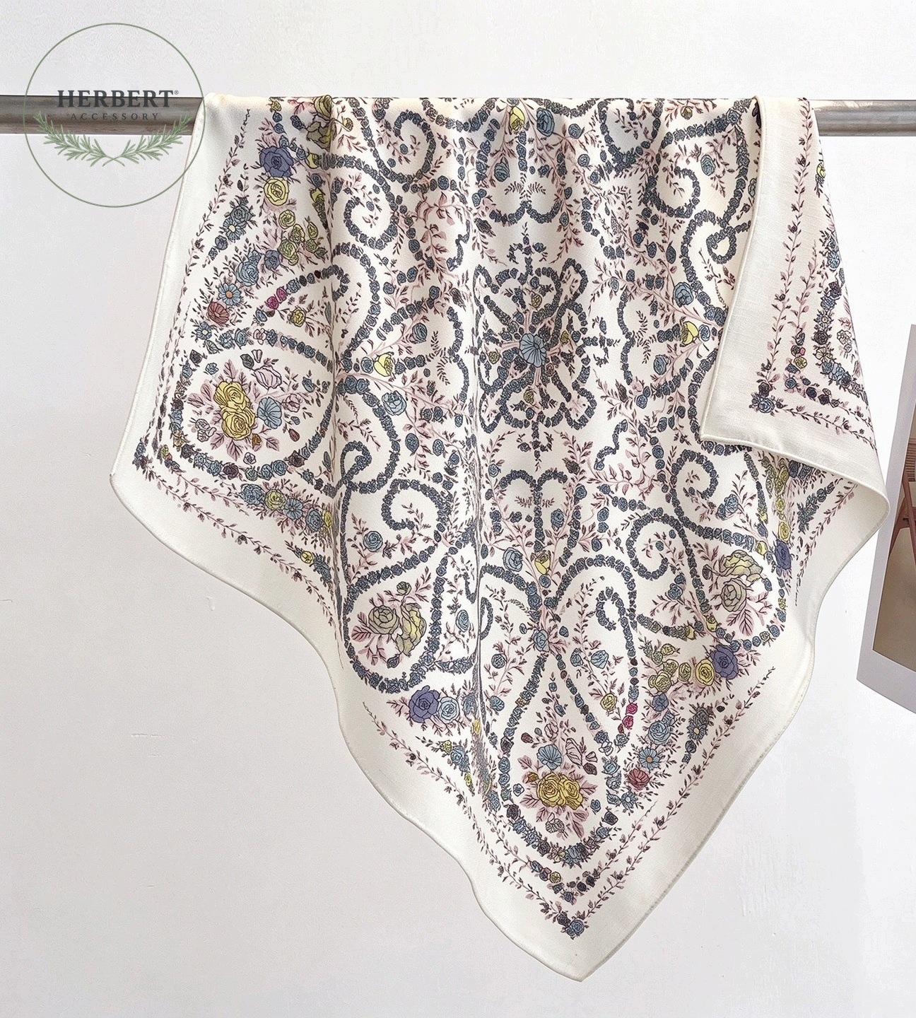 Dámská vlněná šála 63 x 63 cm Krémová šála na krk Paisley Elegantní
