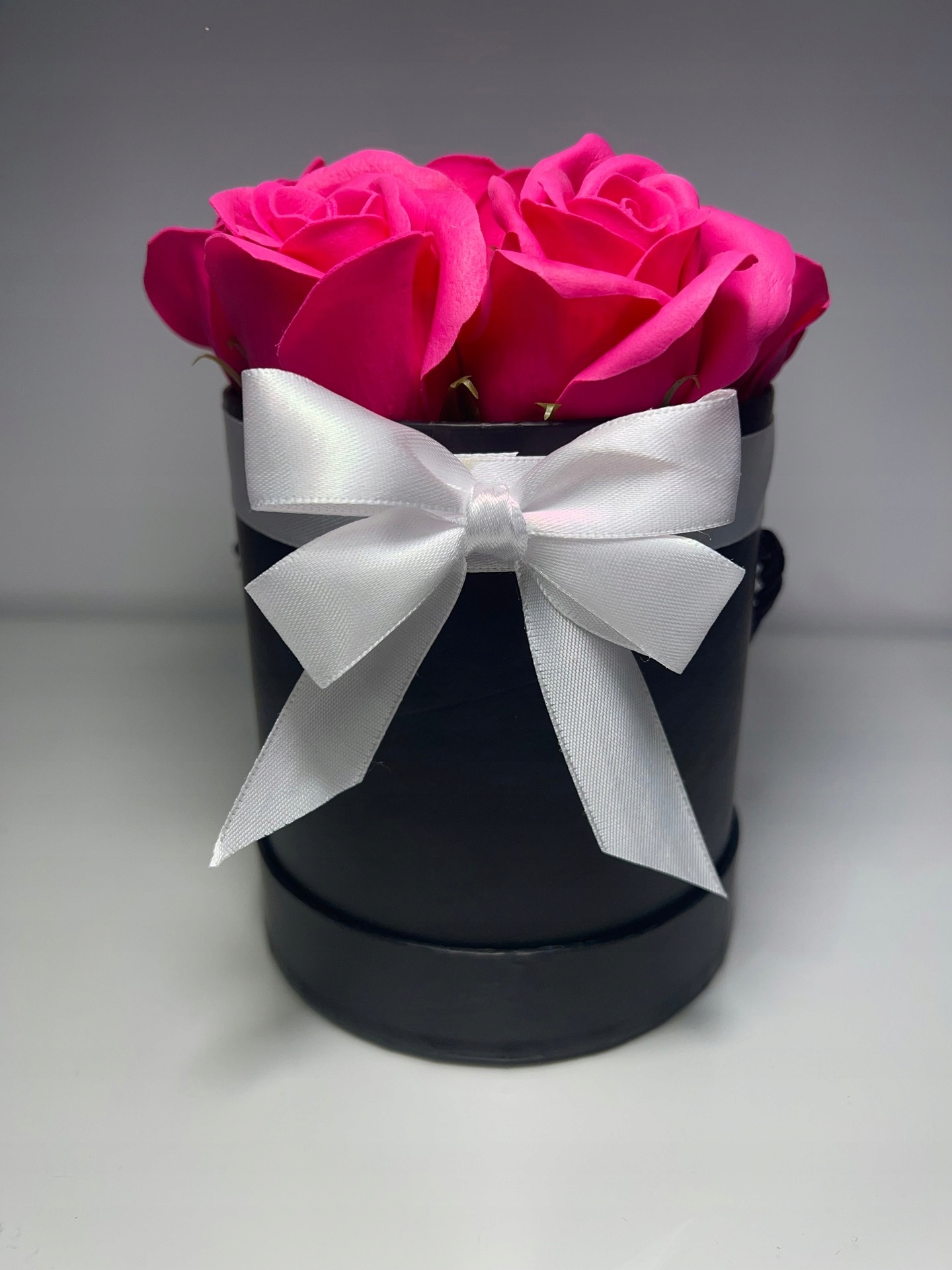 

Ciemno Różowa róża Flower box Kwiaty mydlane