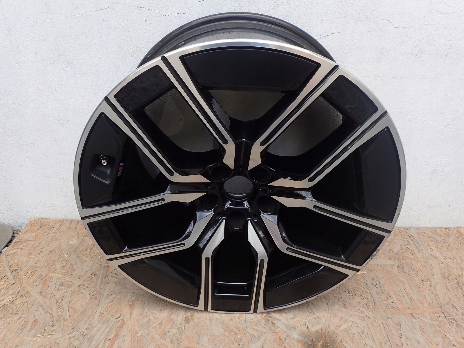 disk hliníkový BMW 7 I7 G70 20\ ET44 10,5J