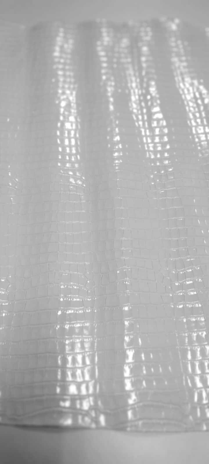 Bílé Přírodní Kůže S Geometrickou Ražbou gr 1.1mm Galanterie