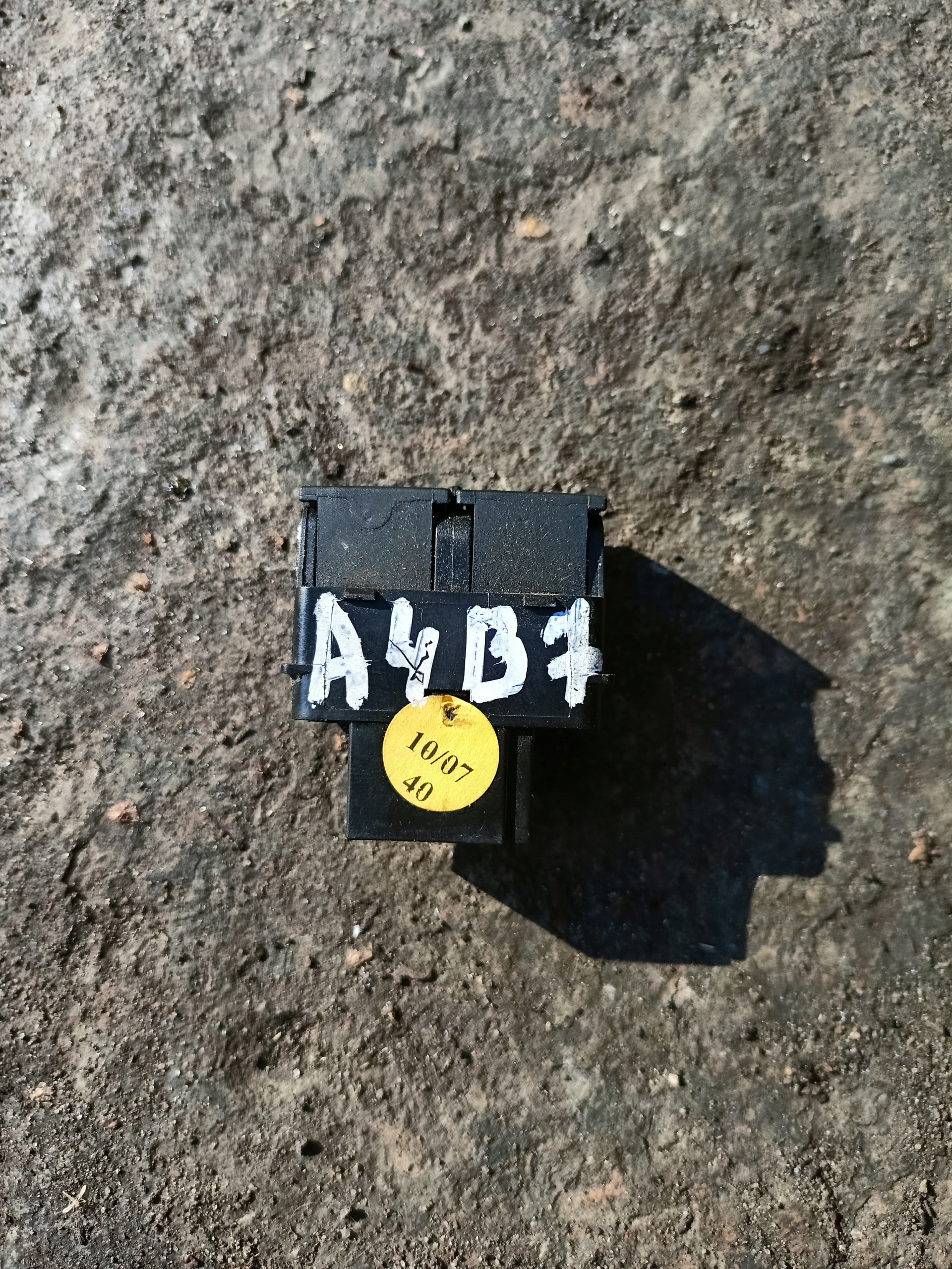 switch switch ALARMU AUDI A4 B7 8E2962109