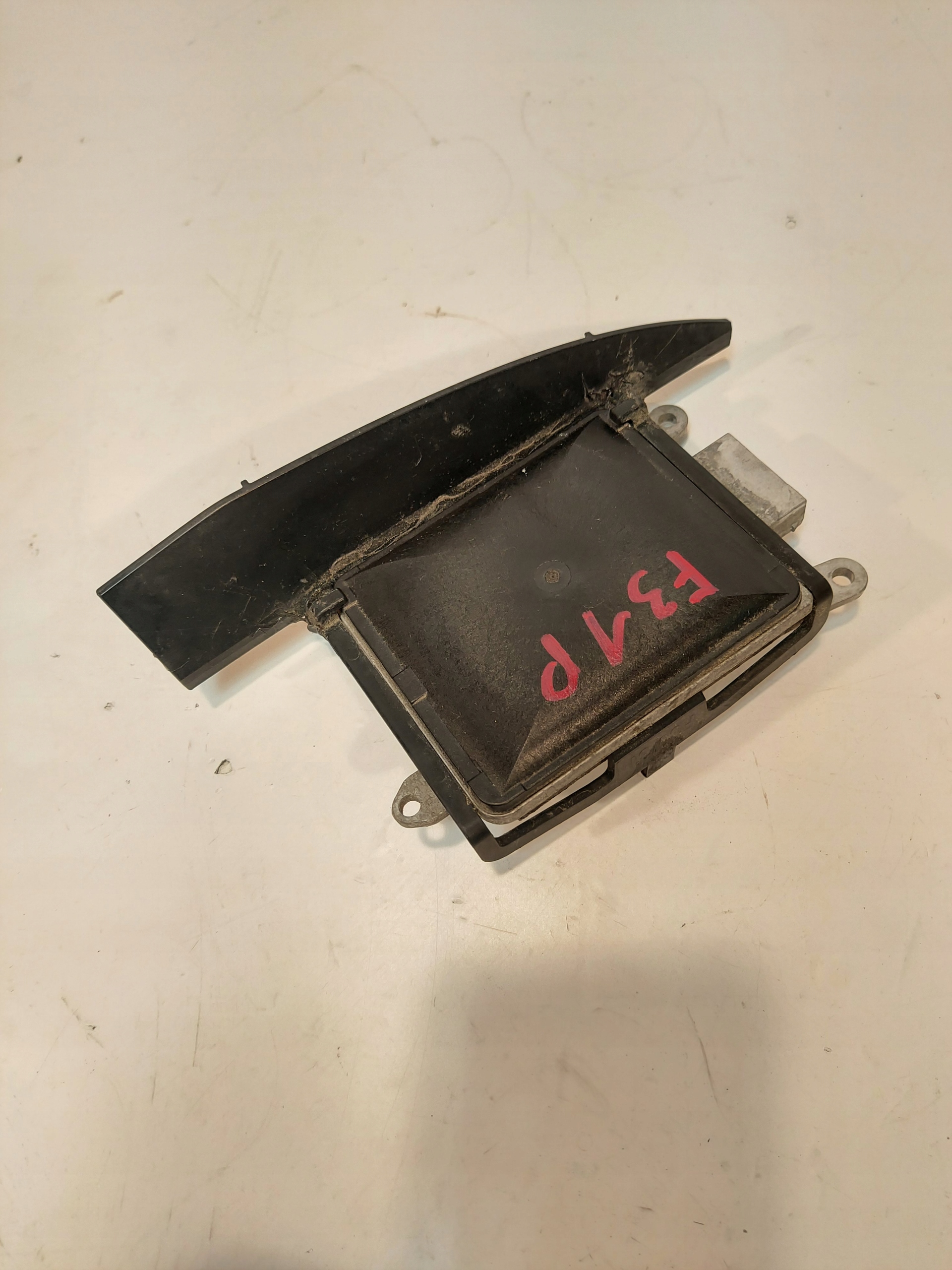 6864800 - Bmw F30 F31 датчик переключения ремня HC-2 MASTER