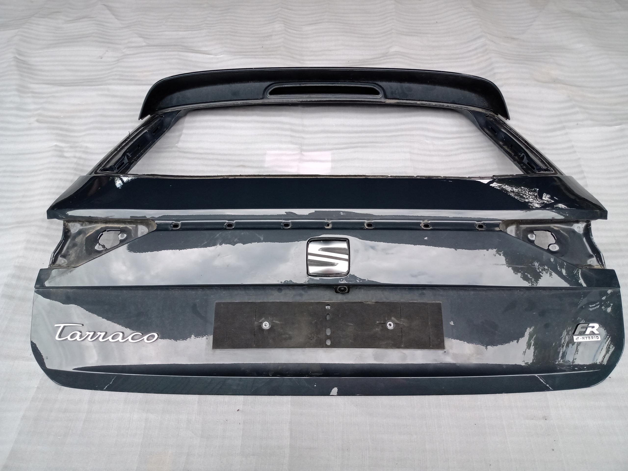 SEAT TARRACO 2020 КРИШКА ЗАД.