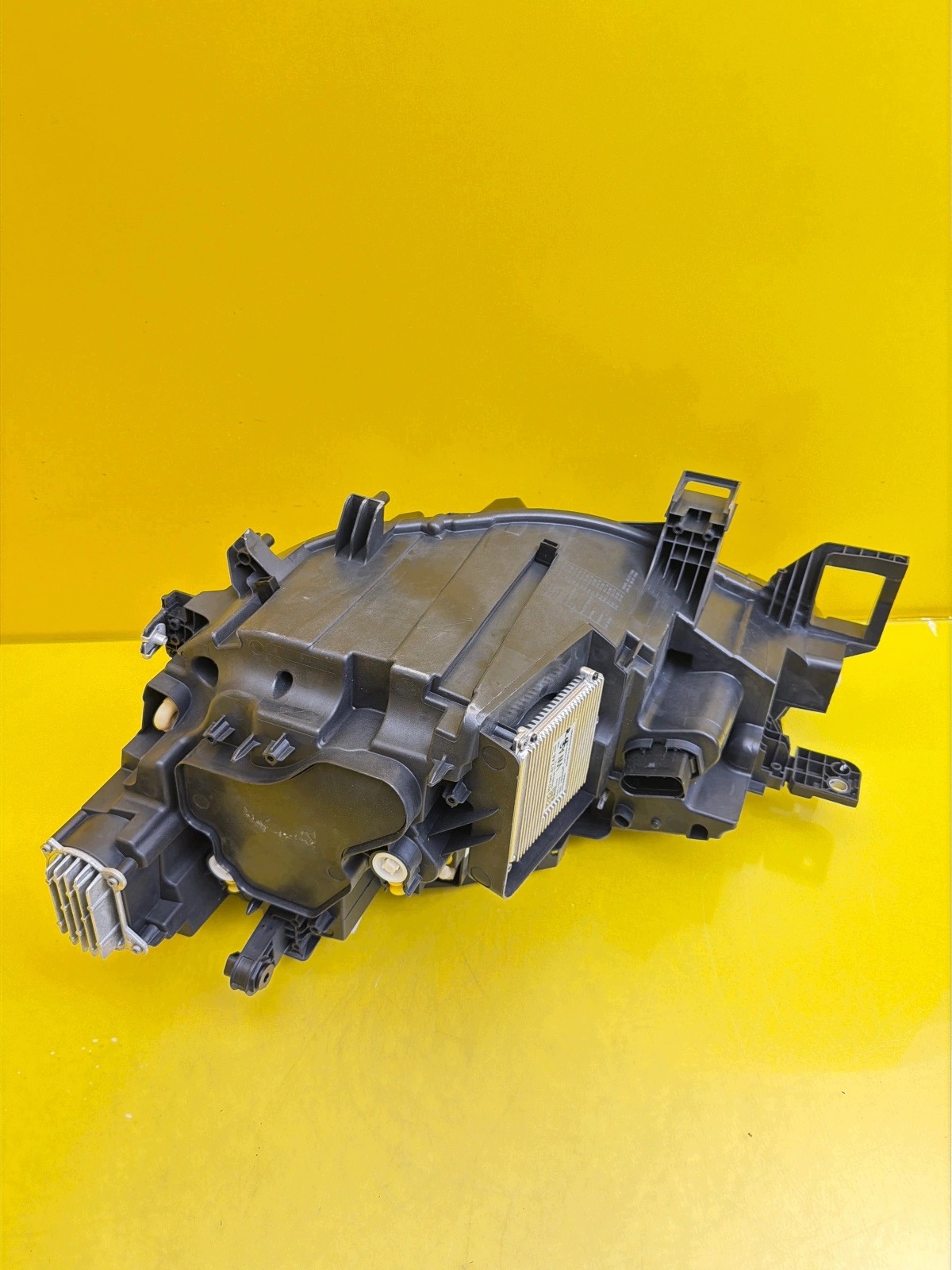 light right front VW ID4 ID 4 2020- Full Led USA 11K941036D