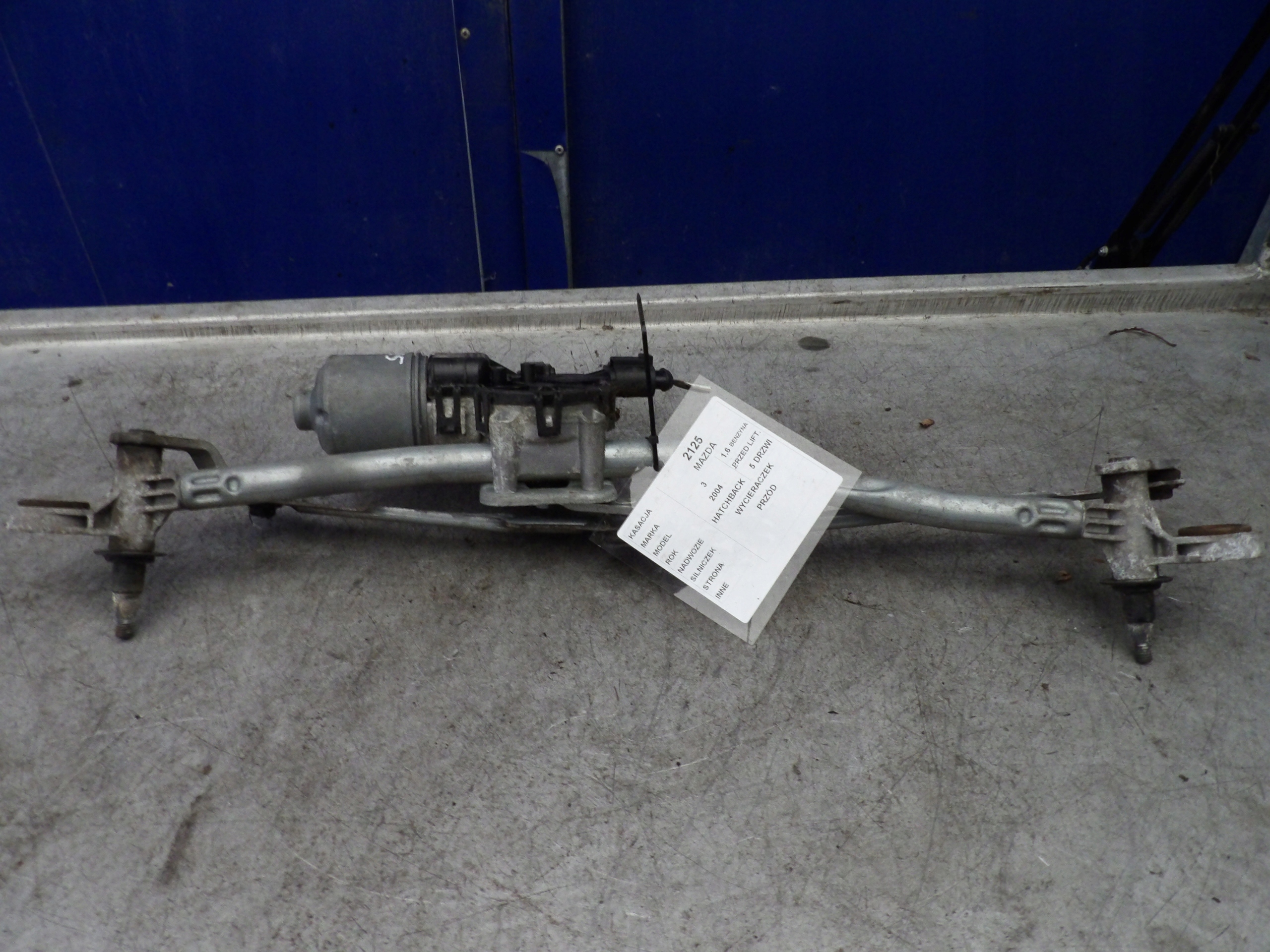 Mazda 3 wiper mechanism front F00S2S2712