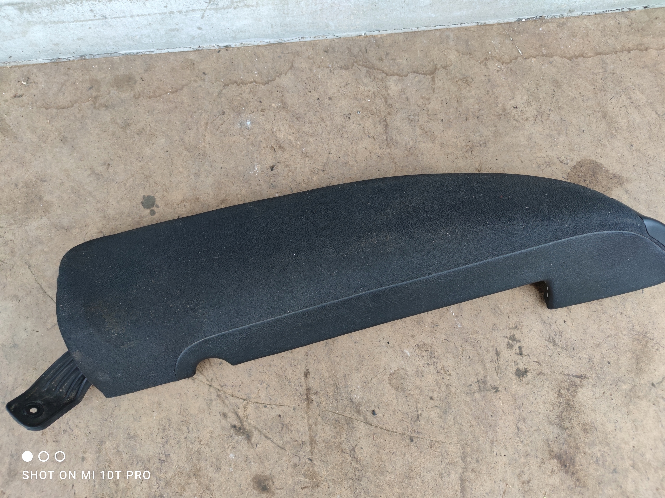 подушка дивана vw PASSAT B6 универсал 3C0885702