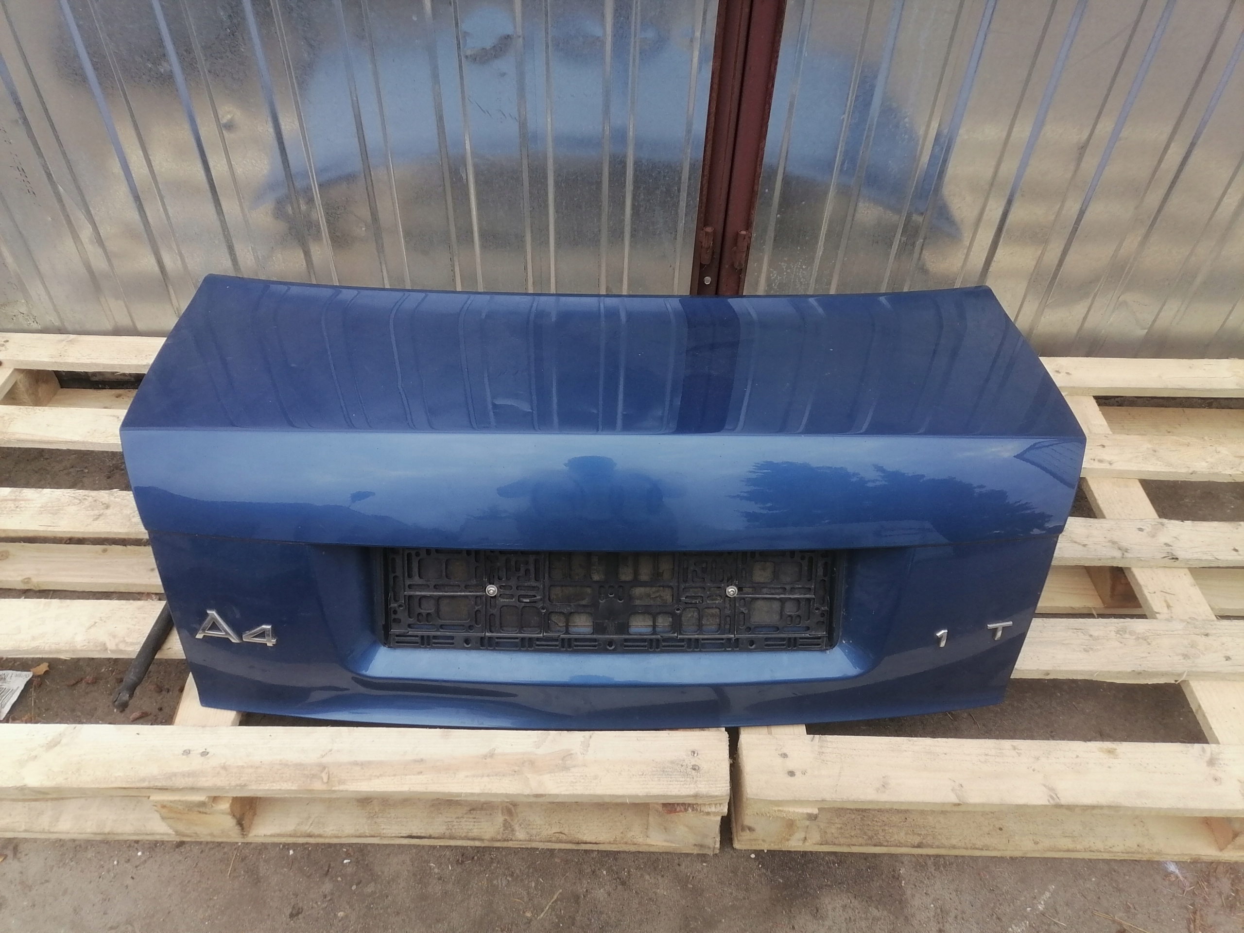 trunk door boot Audi A4 B6 sedan LZ5W
