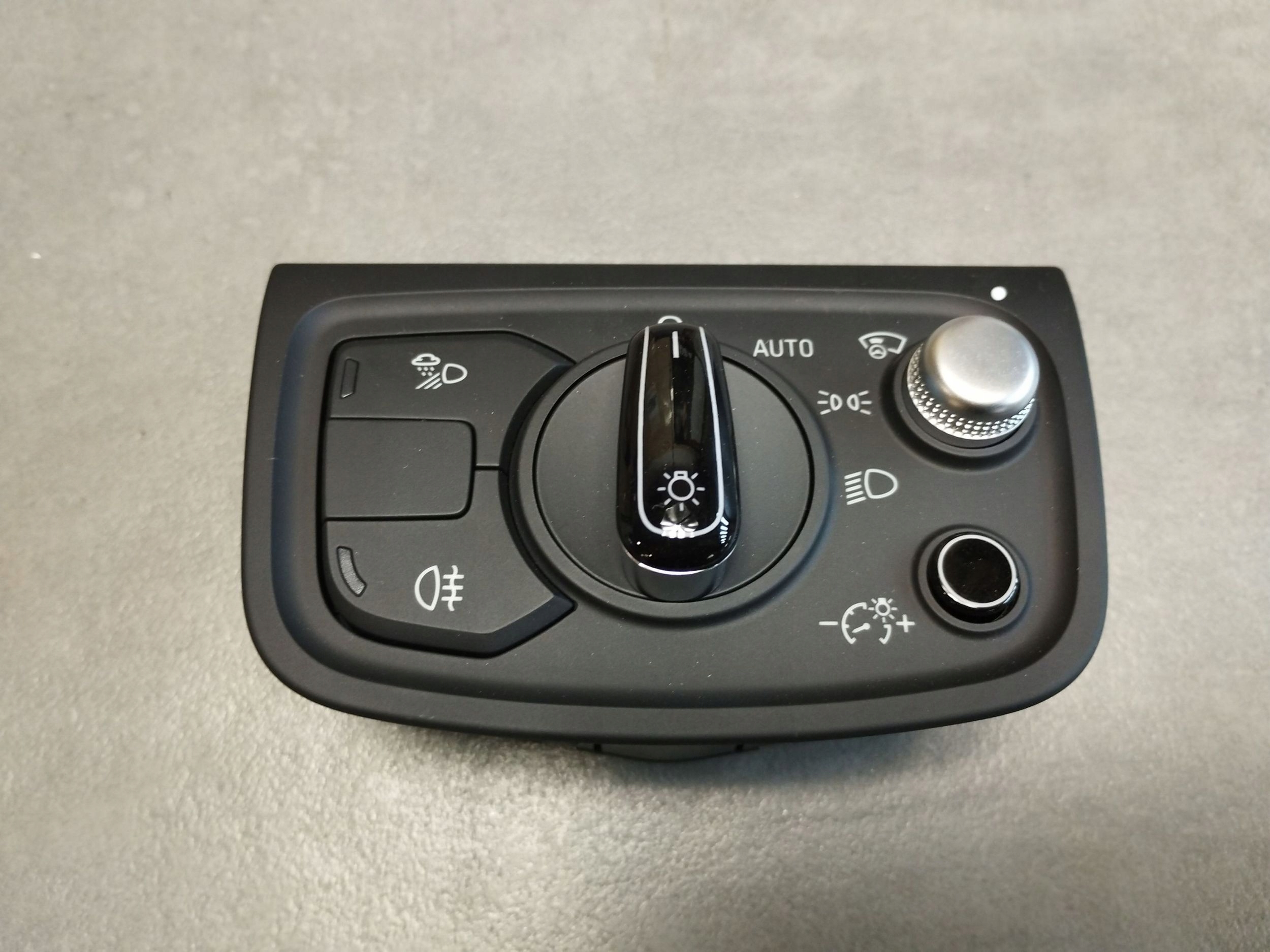 Audi A8 D4 4H Schalter Leuchten 4H0941531F