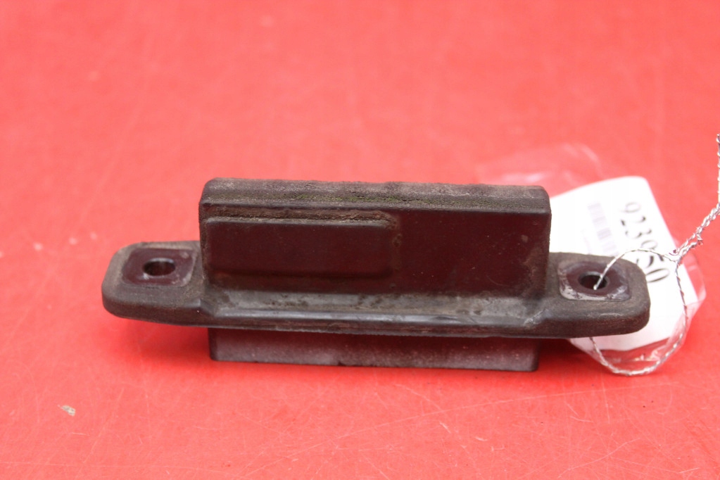 handle button bonnet rear part TOYOTA AURIS 1 and 5D HB 06-09