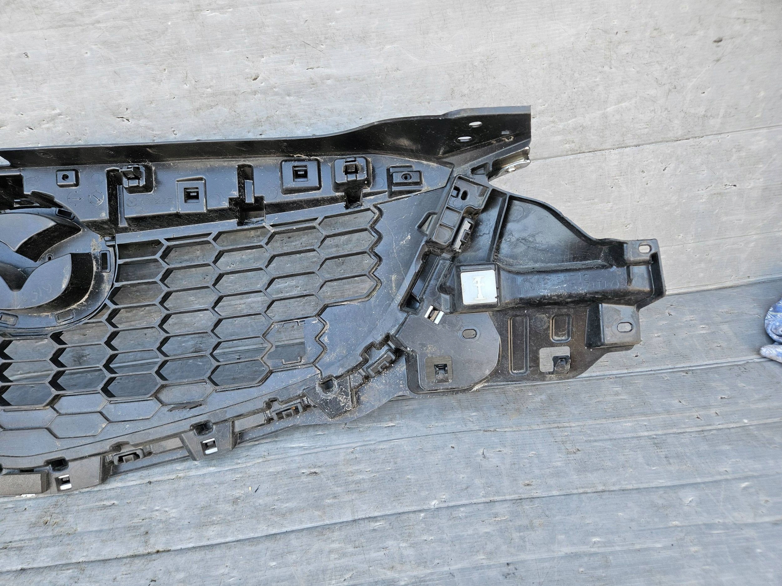 Mazda CX-5 KF Kühlergrill FRONTGRILL Kühlergitter KD4550712 - Thumbnail 3