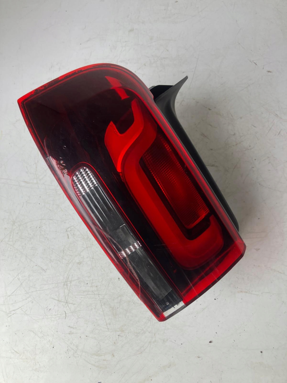 light W fender left rear part CITROEN C4 CACTUS LIFT 9821349980