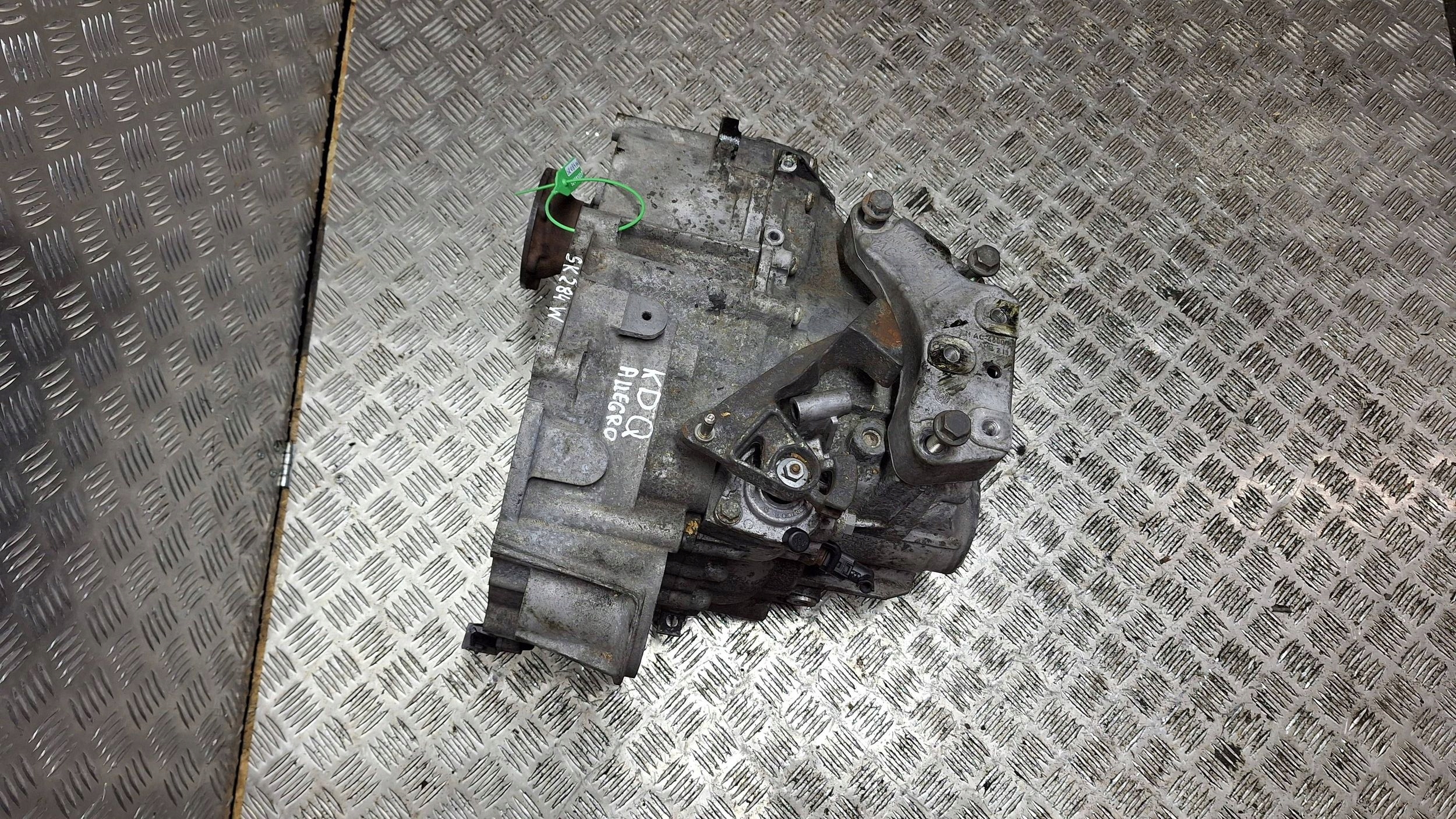 Getriebe KDQ VW GOLF V EOS OCTAVIA II LEON II ALTEA 2.0 TFSI 200KM