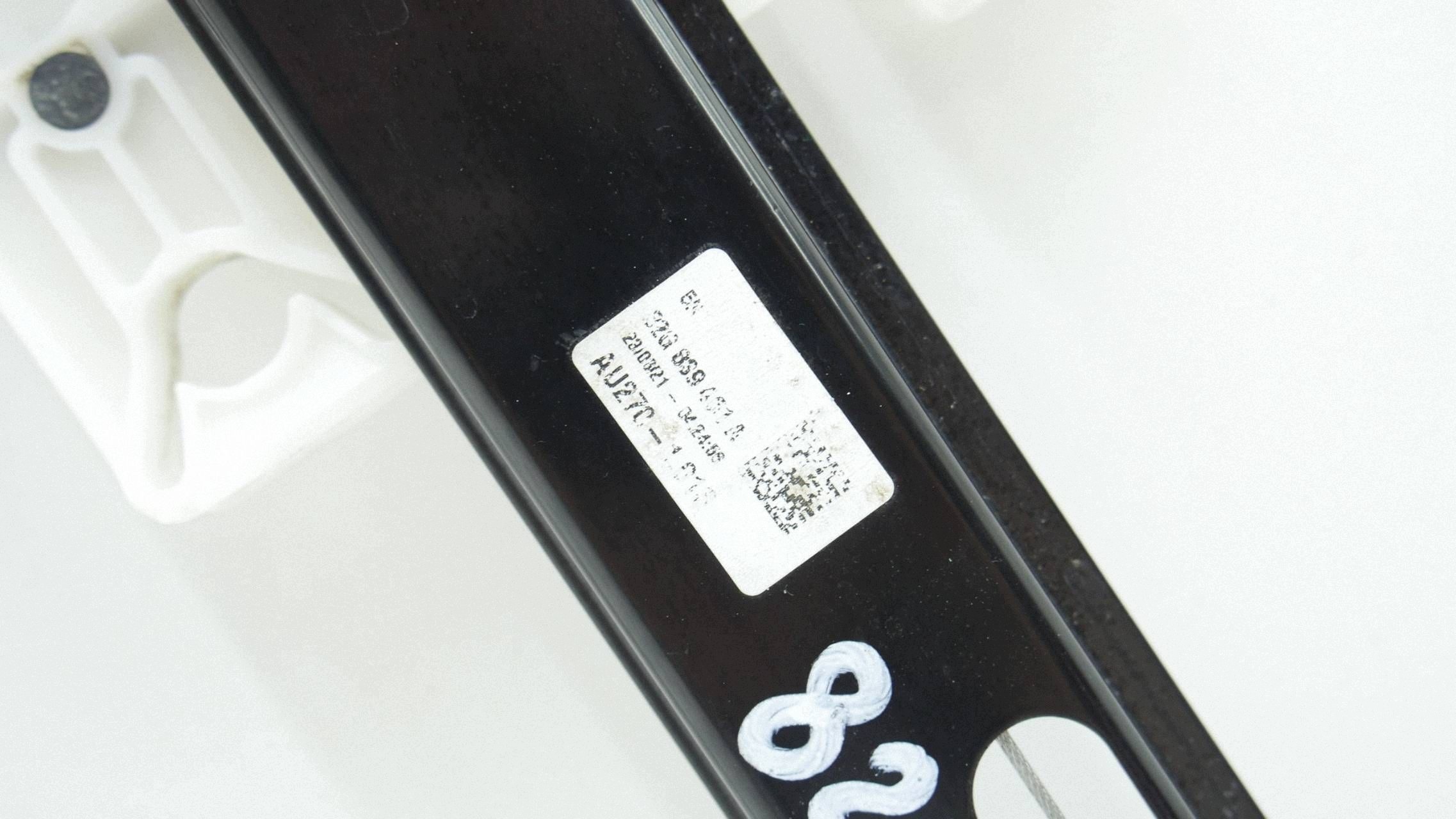 window regulator left rear part AUDI A1 II S-LINE 1.0 TSI 82G839431A