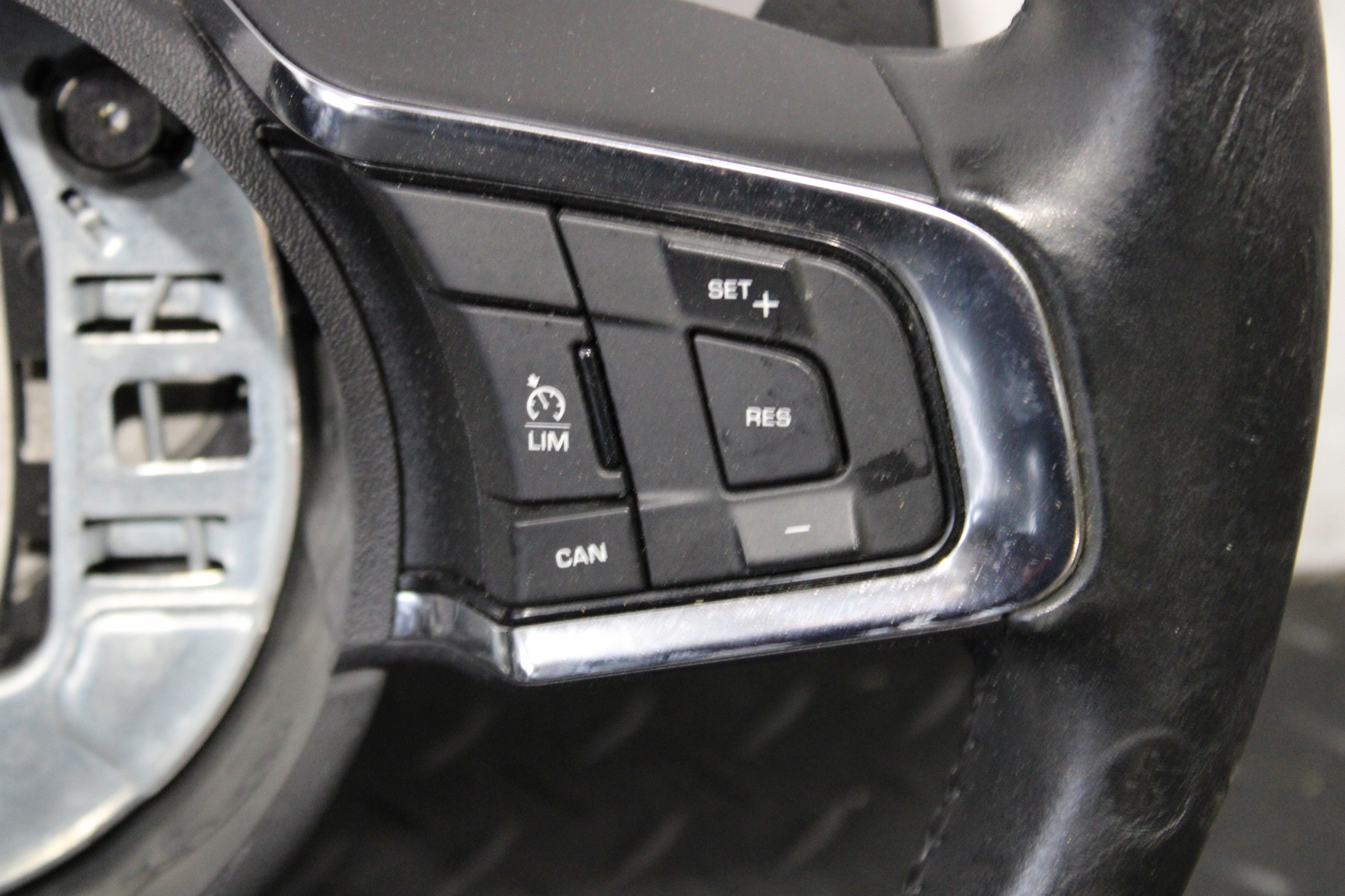 steering wheel, MULTIFUNKCJA with shifting JAGUAR F-PACE X761 R-SPORT