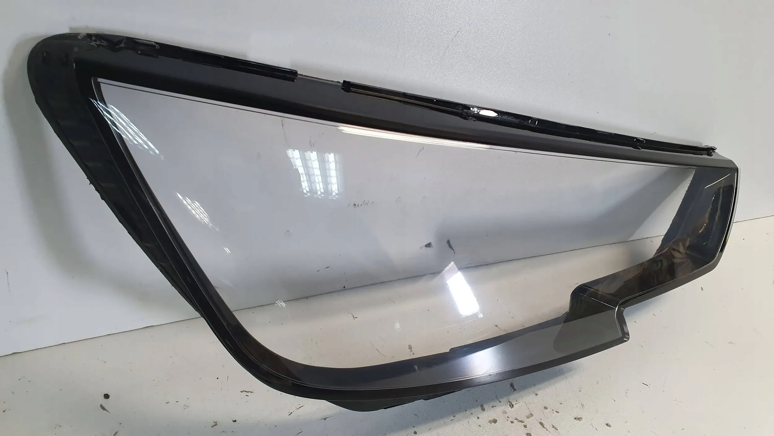 Klosz lights right Audi A4 B9 8W 15