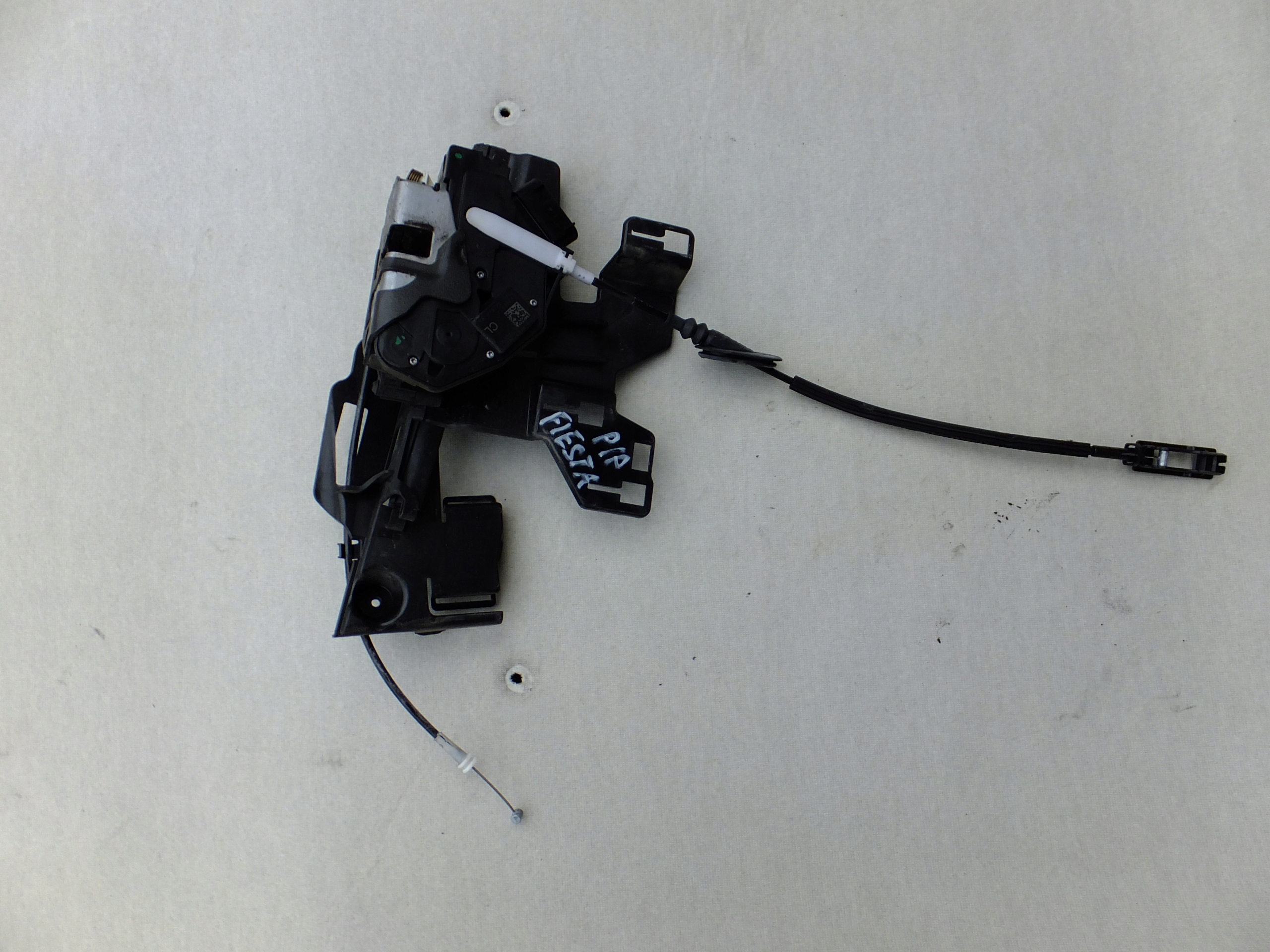 lock right front ford fiesta mk7 8A6A-A21812-BA